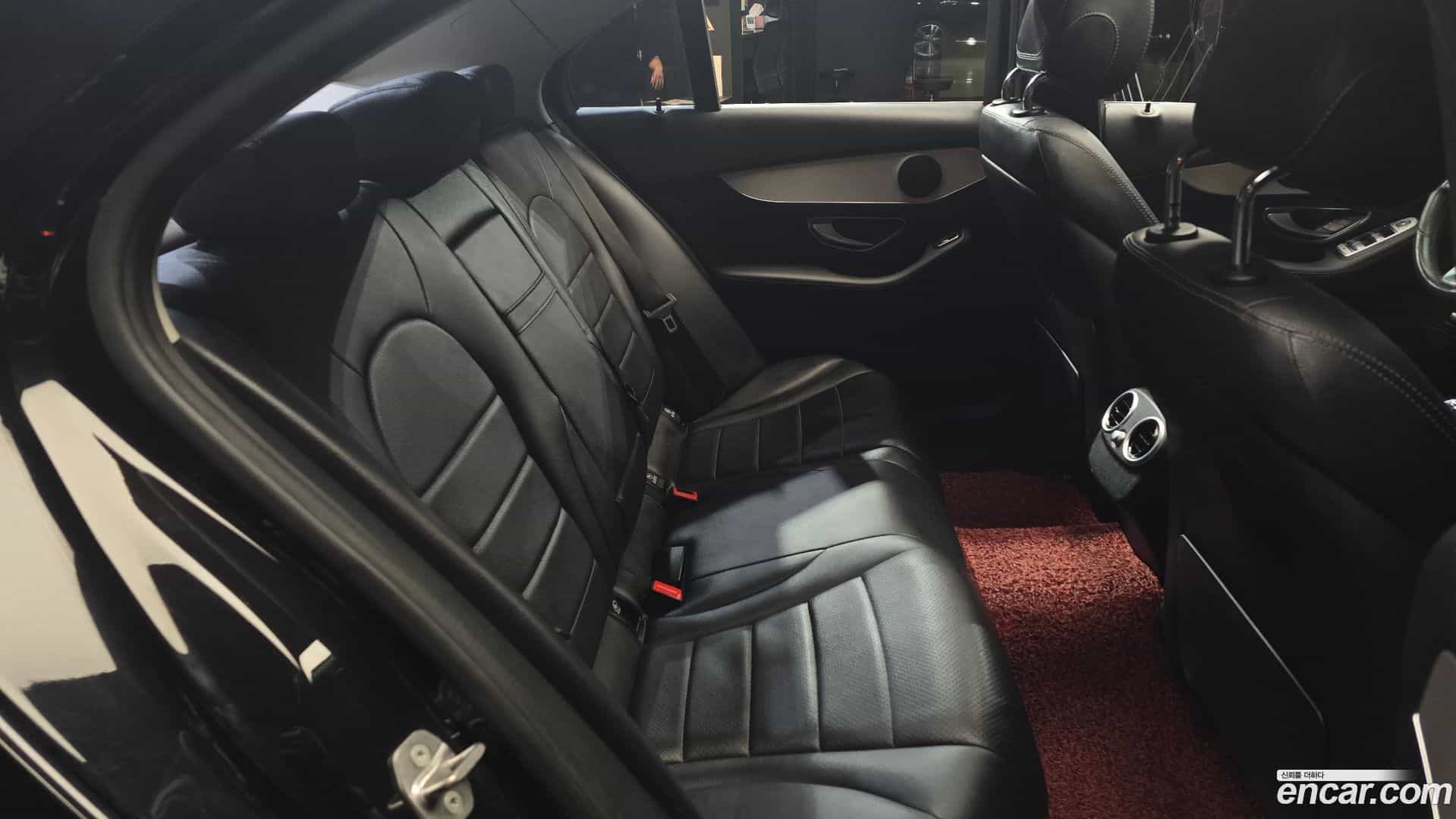 C-Class Mercedes-Benz 2017.9-OPTION-015