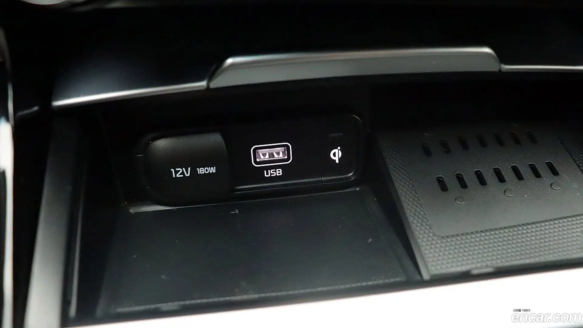 Stinger Kia 2021.3-OPTION-018