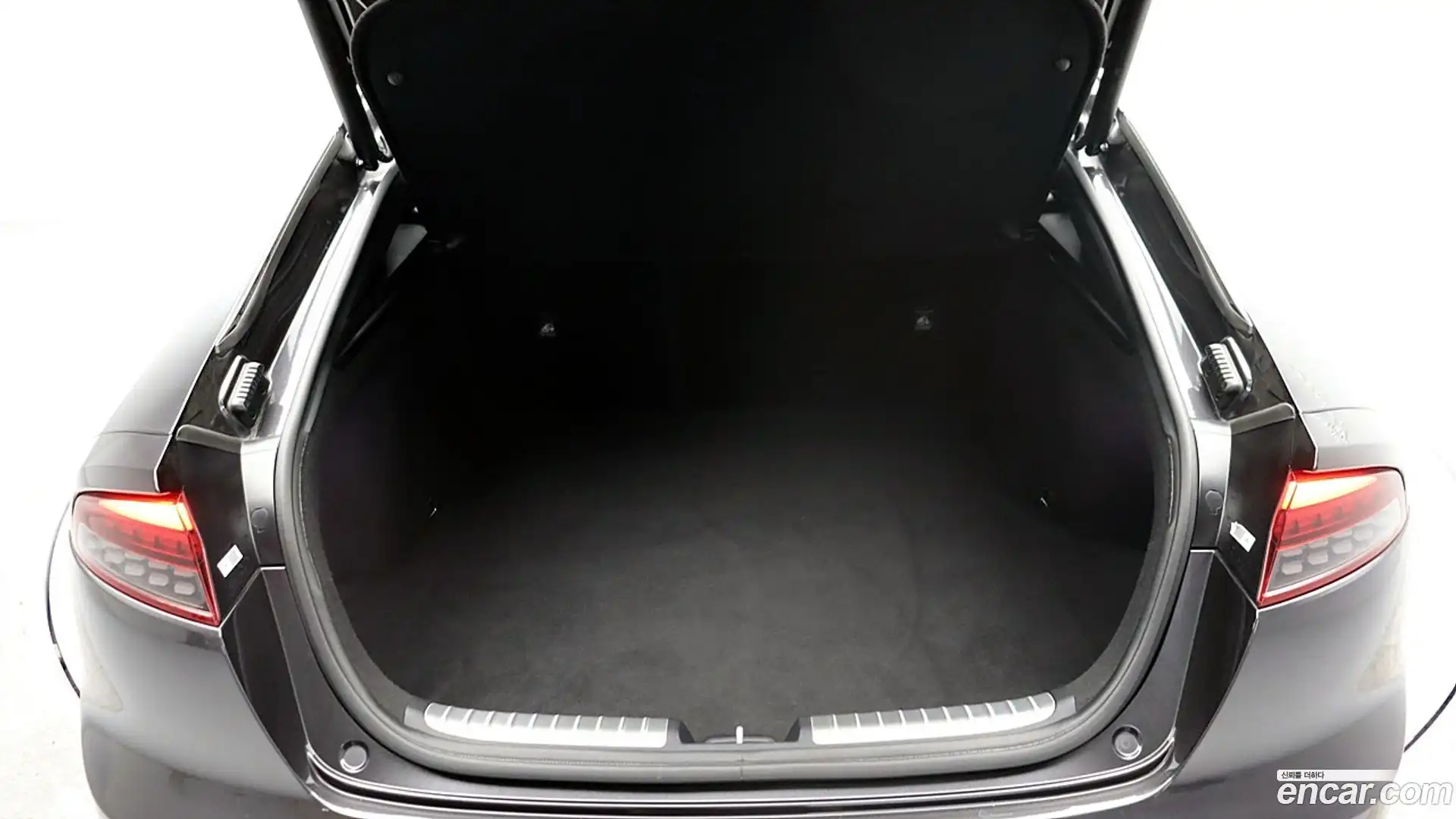 Stinger Kia 2021.3-OPTION-021