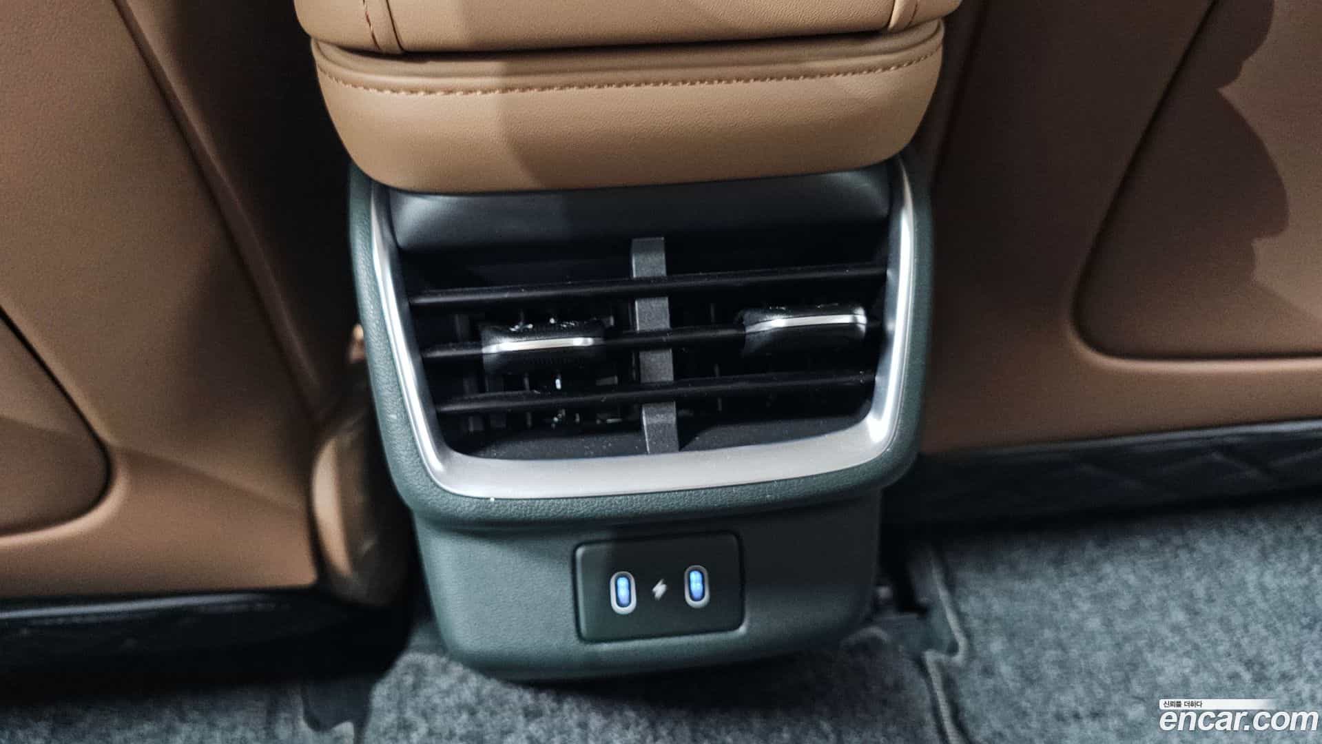 Grandeur Hyundai 2024.7-OPTION-050