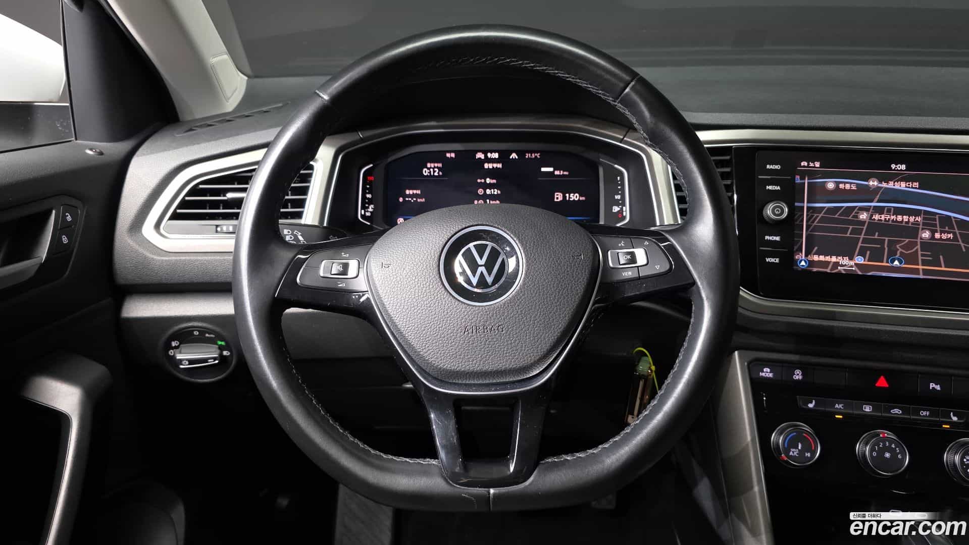 T-Roc Volkswagen 2021.5-OPTION-017
