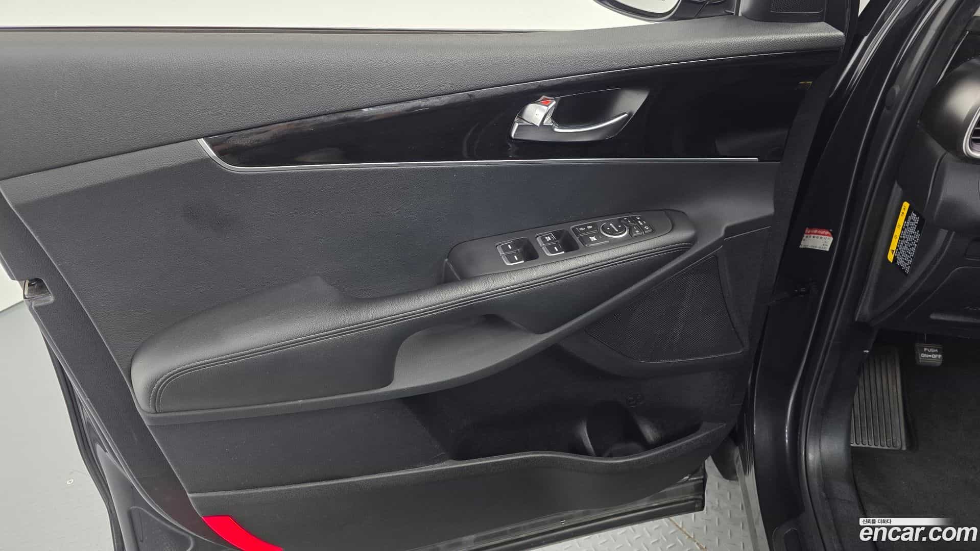 Sorento Kia 2018.5-INNER-034