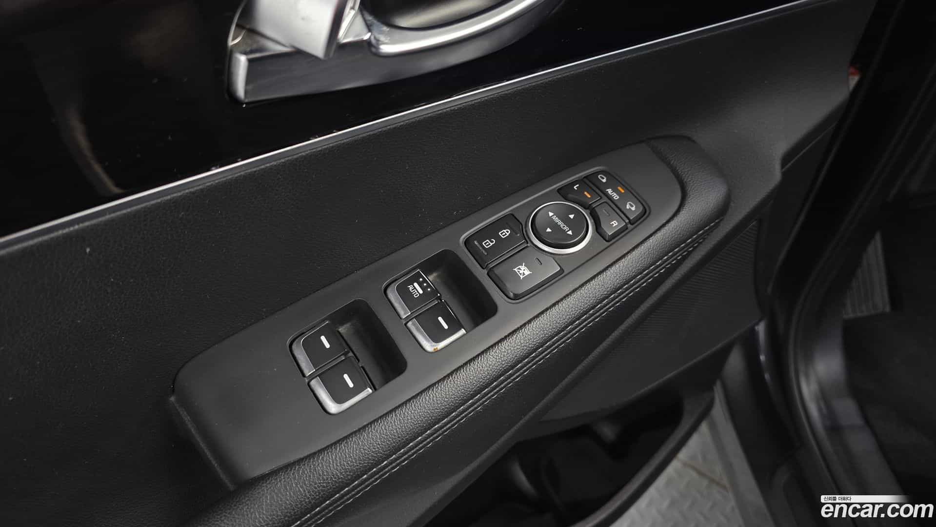 Sorento Kia 2018.5-OPTION-040