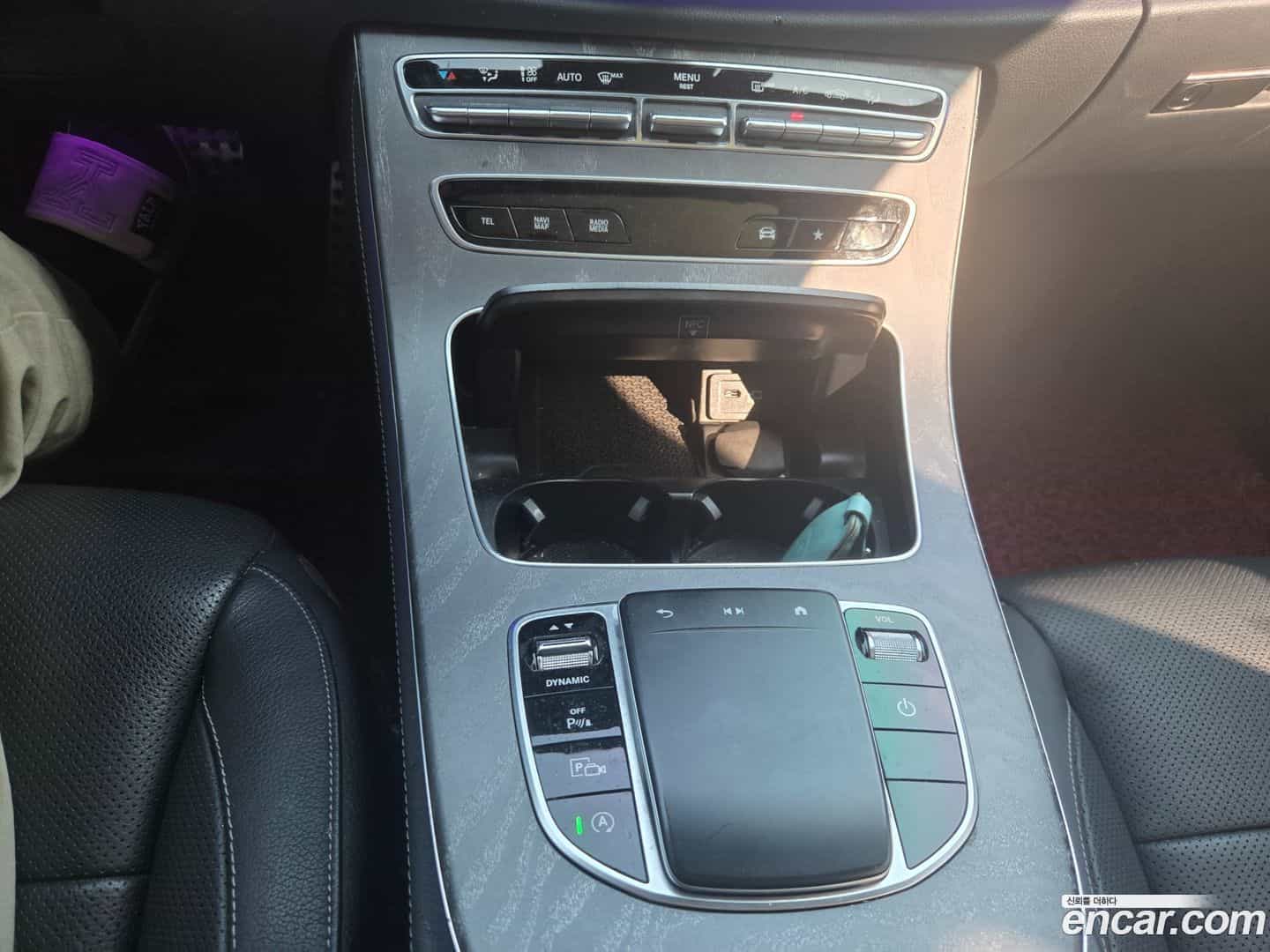 E-Class Mercedes-Benz 2022.5-OPTION-016
