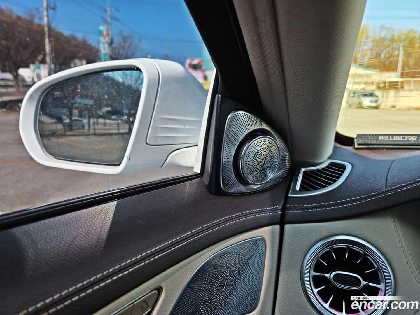 S-Class Mercedes-Benz 2015.11-OPTION-023