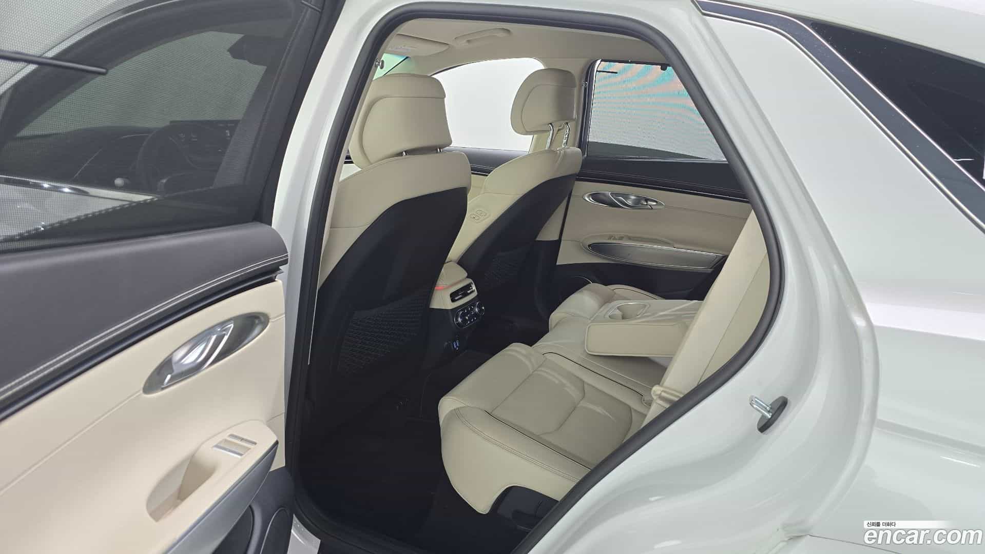GV70 Genesis 2023.1-OPTION-016