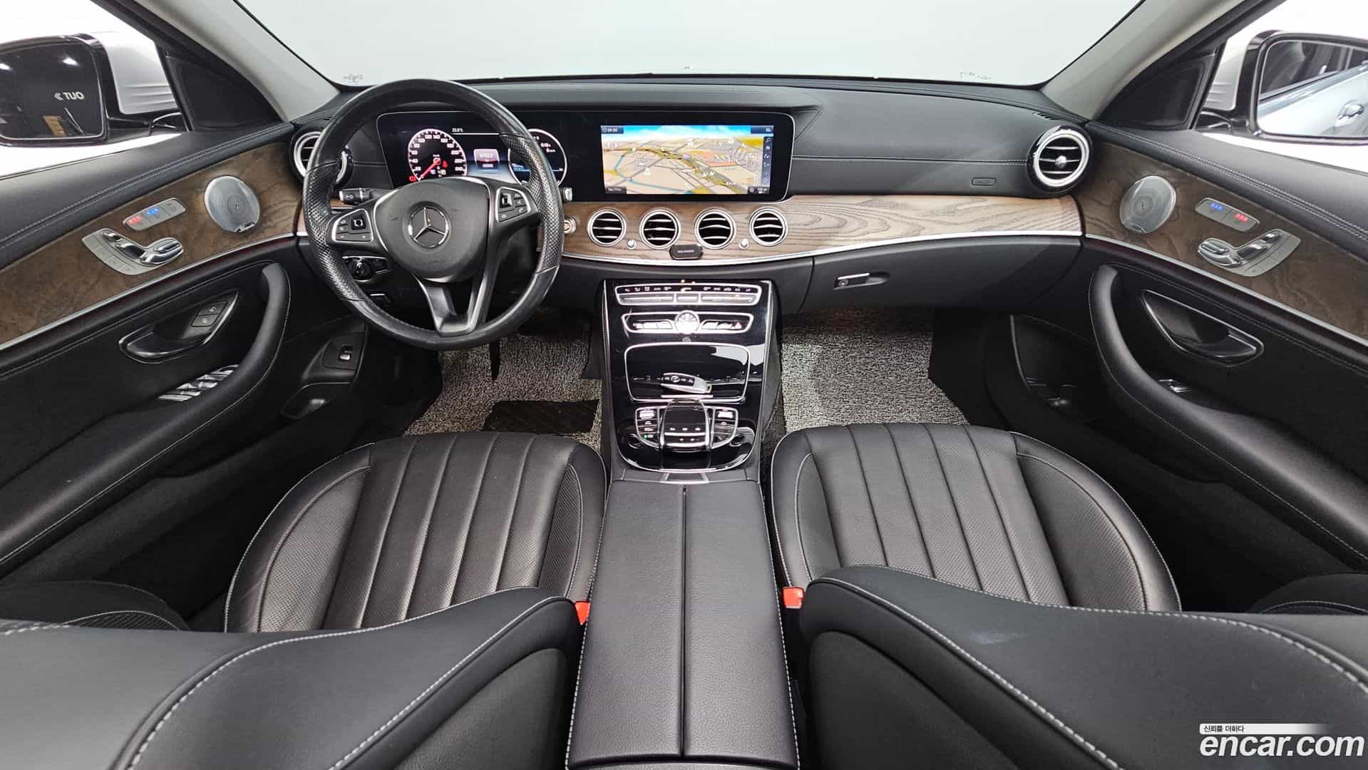 E-Class Mercedes-Benz 2018.2-INNER-007