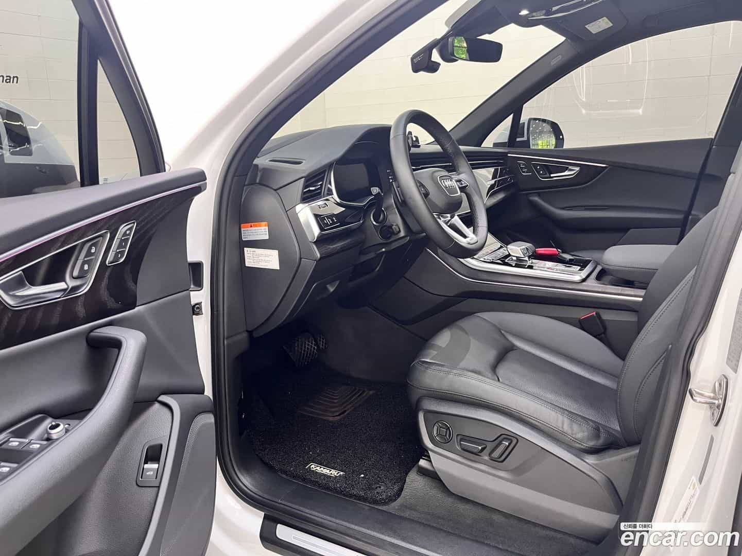 Q7 Audi 2022.5-OPTION-017