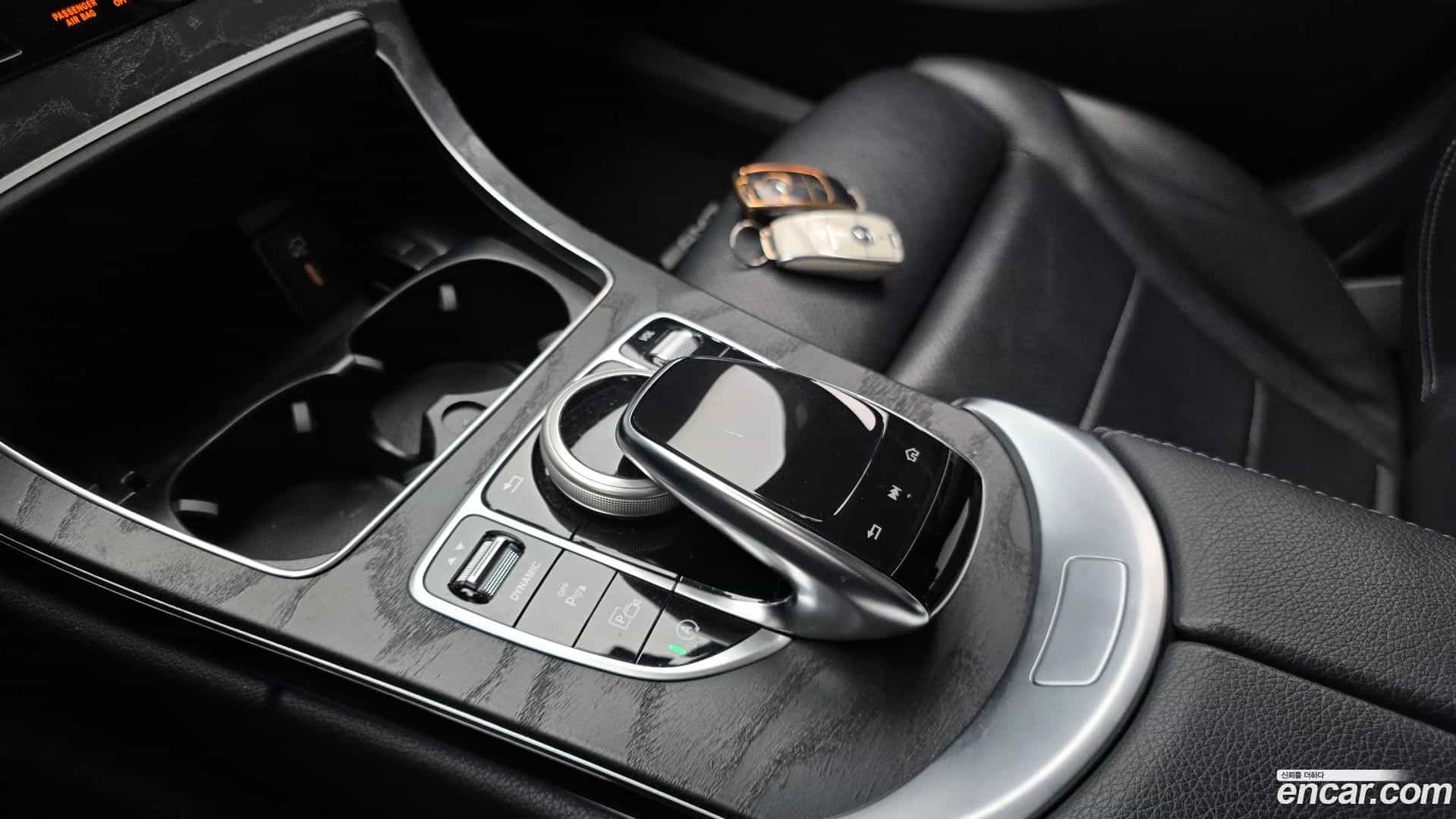 C-Class Mercedes-Benz 2019.3-OPTION-023