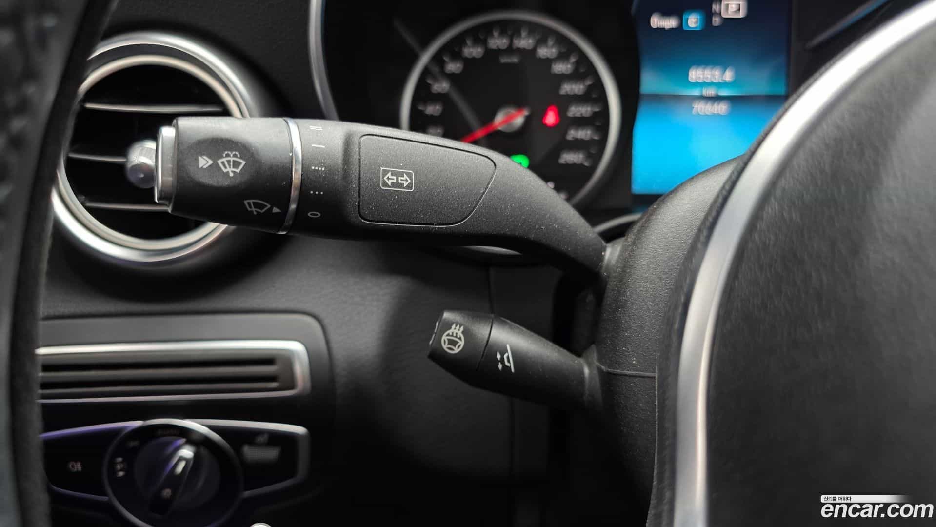 C-Class Mercedes-Benz 2019.3-OPTION-040