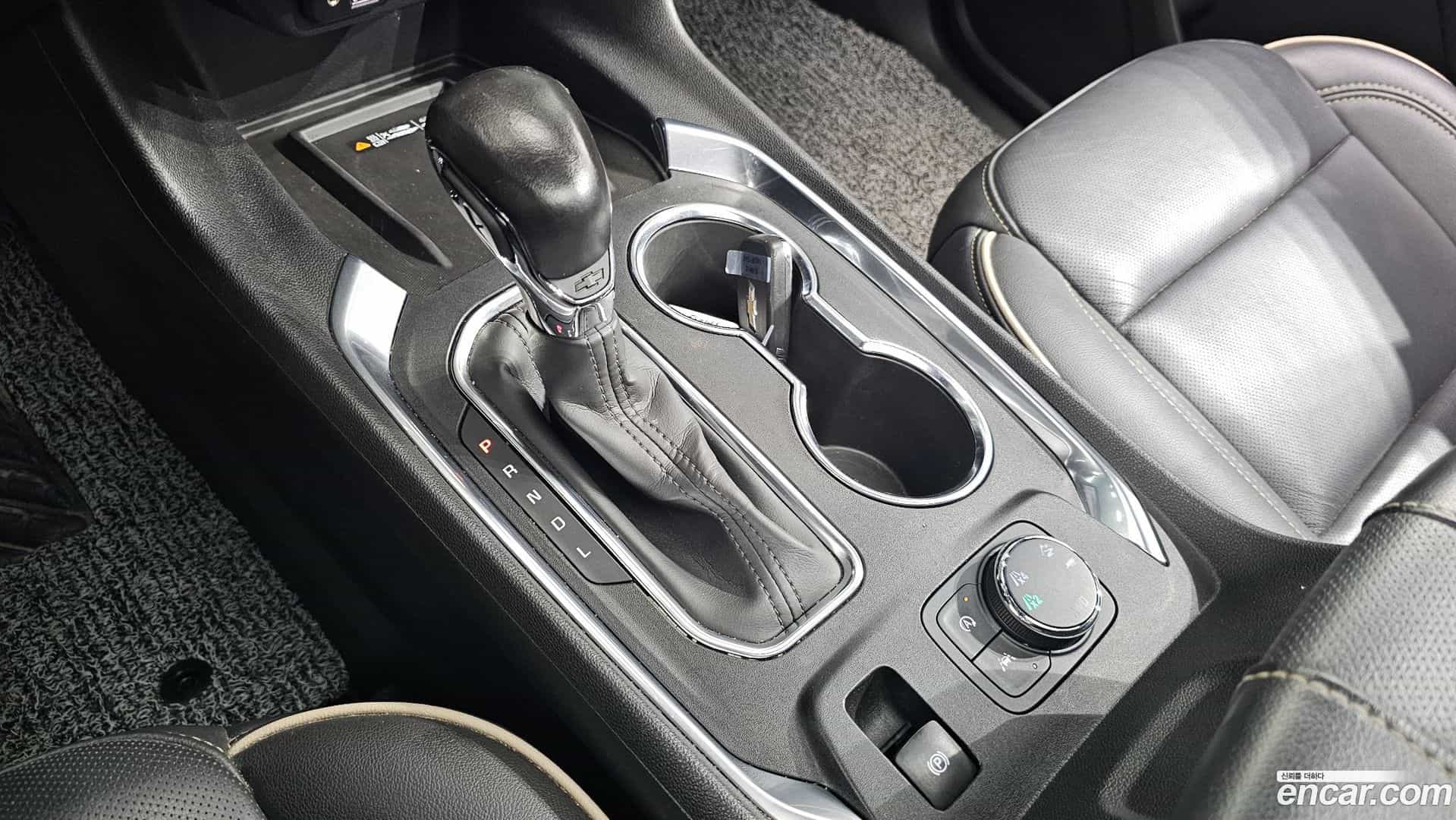 Traverse Chevrolet 2022.9-INNER-009