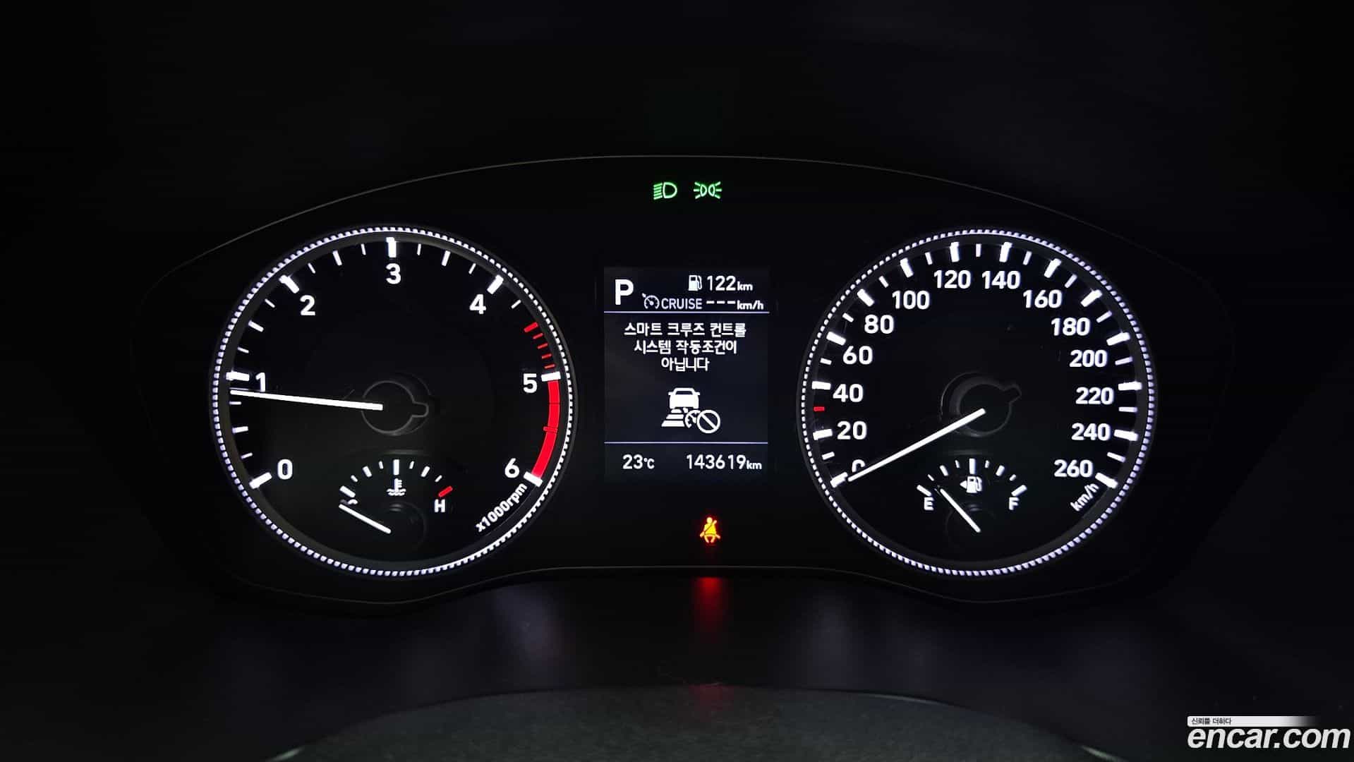 Santafe Hyundai 2018.11-INNER-008