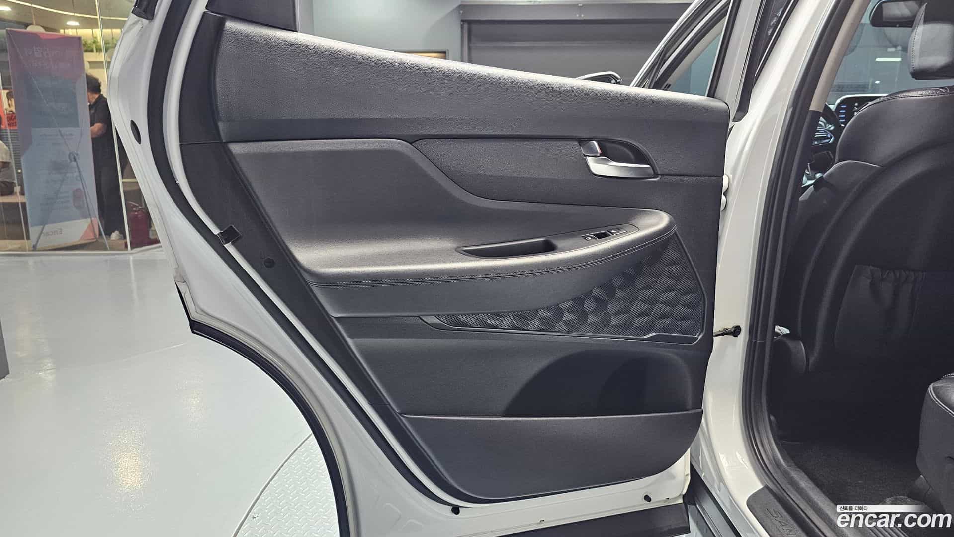 Santafe Hyundai 2018.11-INNER-035