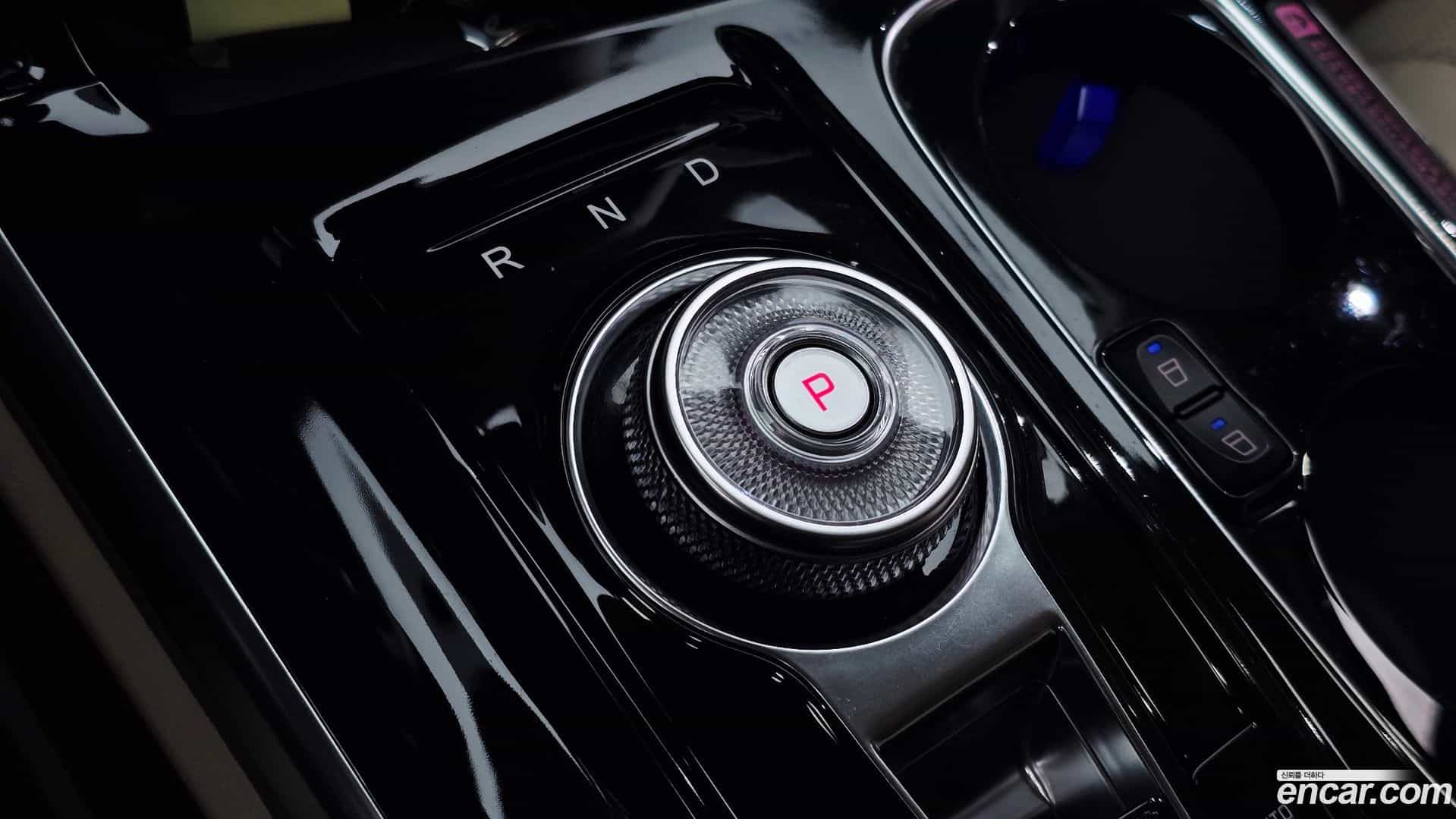 Canival Kia 2021.1-INNER-009