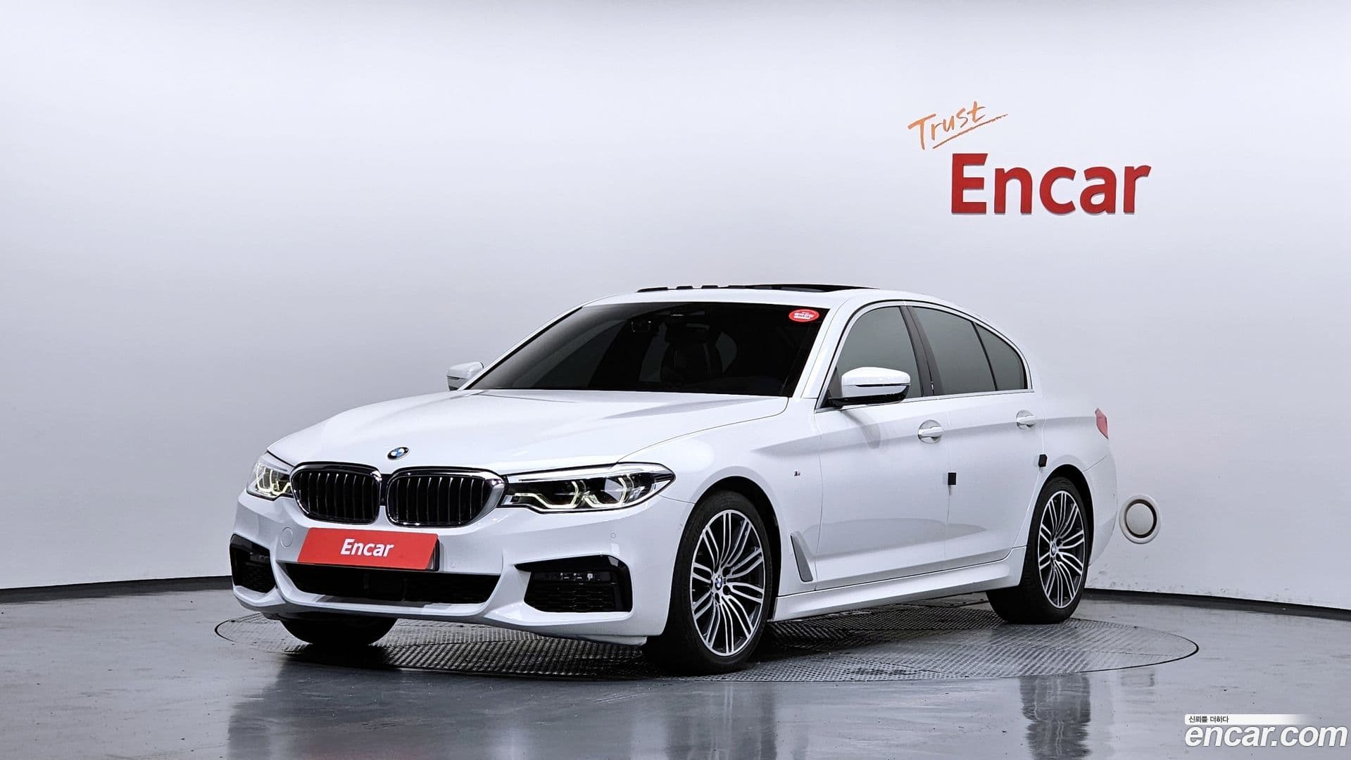 Main__Slider__Photo:5-Series BMW 2020.4-0