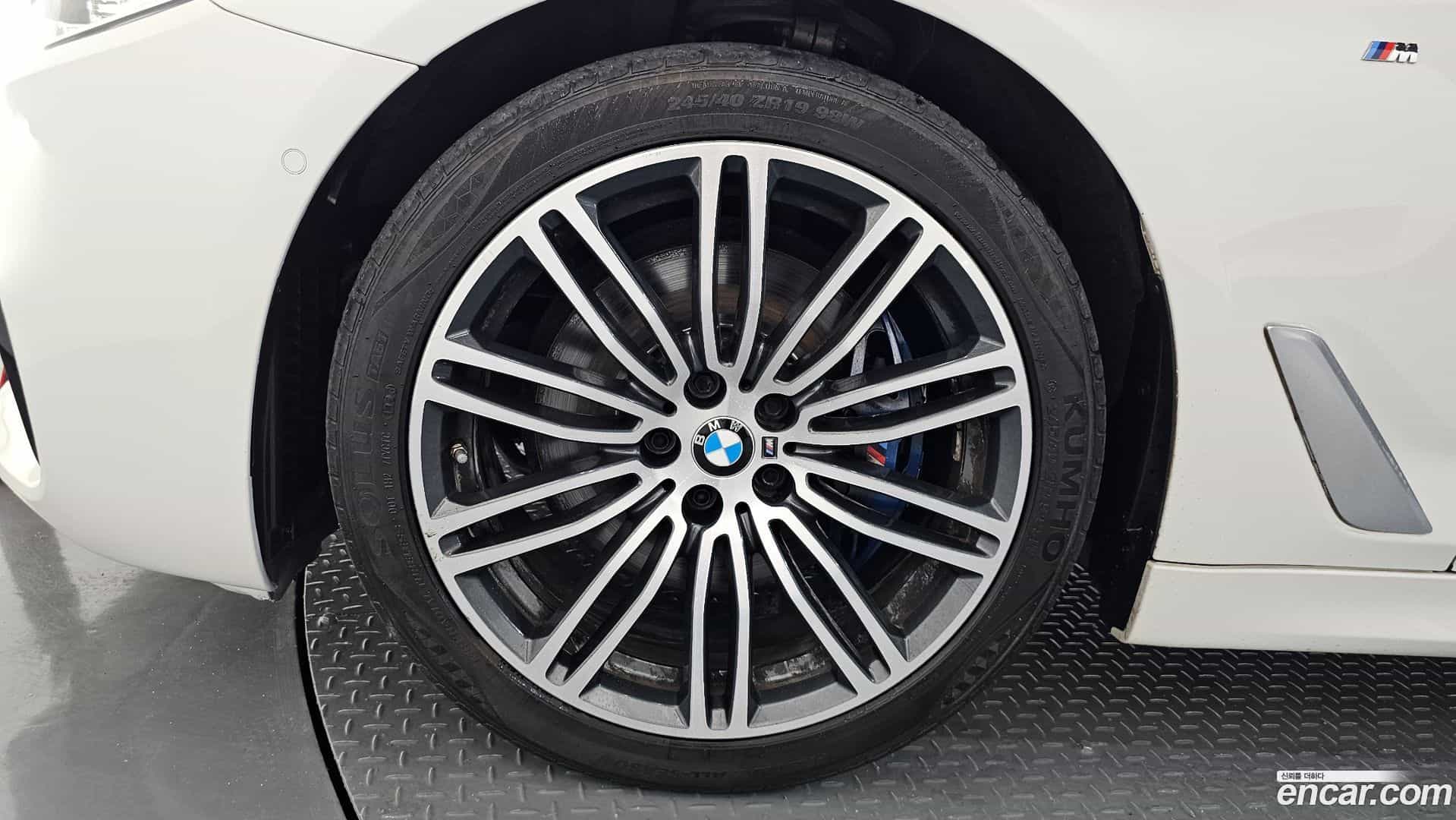 5-Series BMW 2020.4-OUTER-005