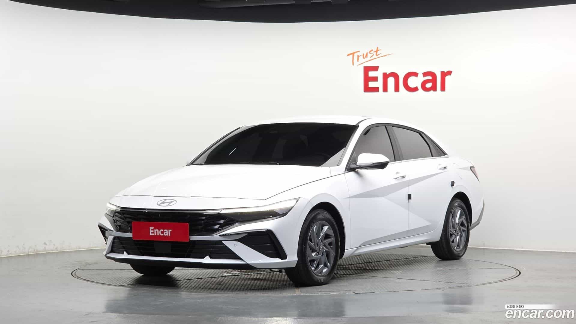 AVANTE Hyundai 2025.0-OUTER-001