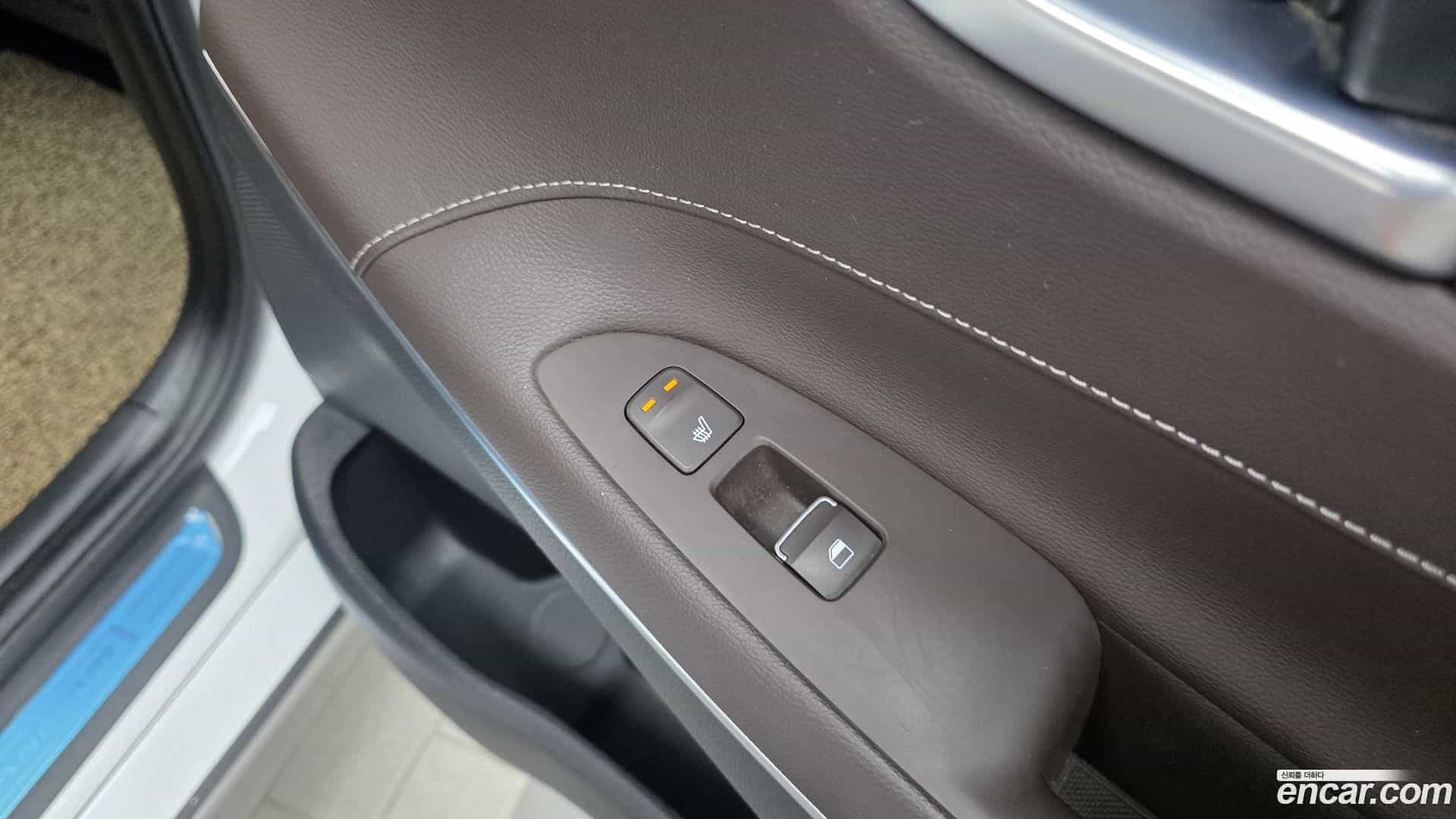 Grandeur Hyundai 2019.5-OPTION-022