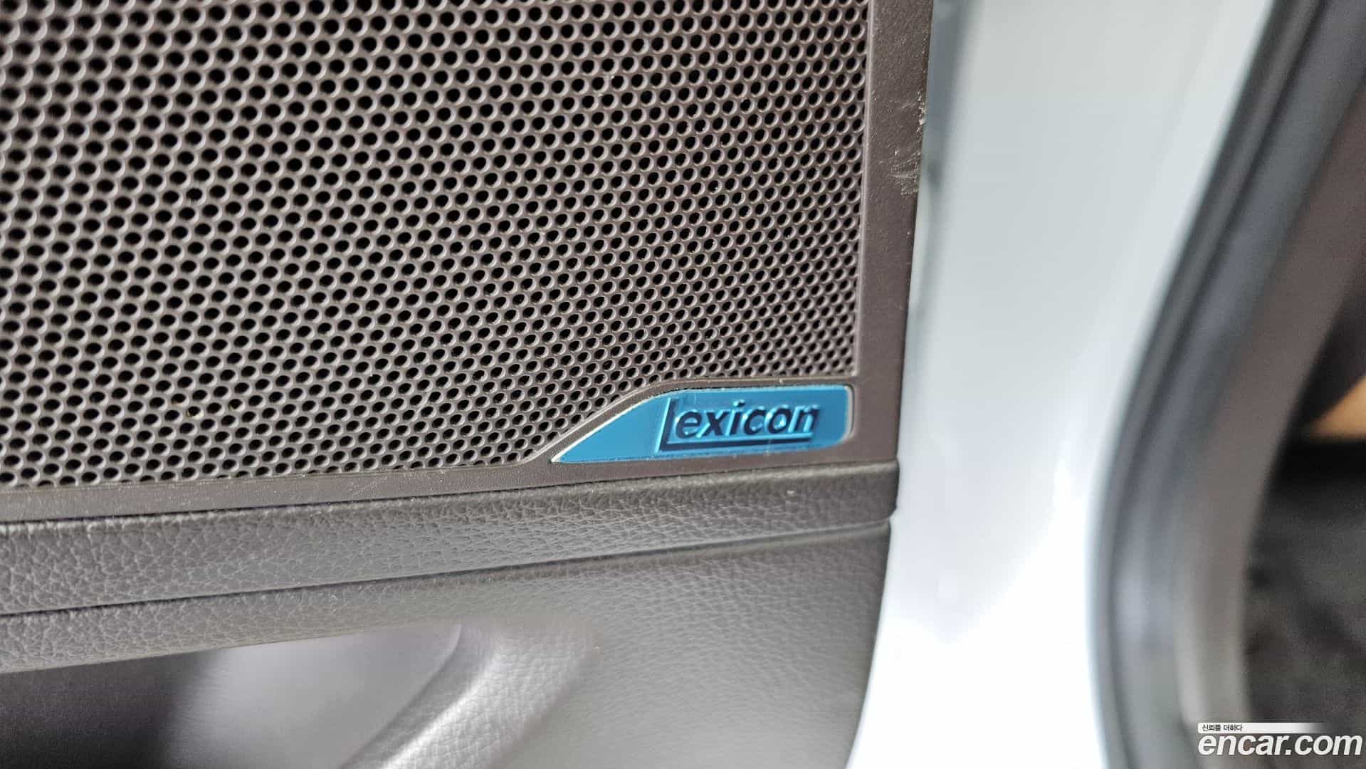 G80 Genesis 2018.0-OPTION-046