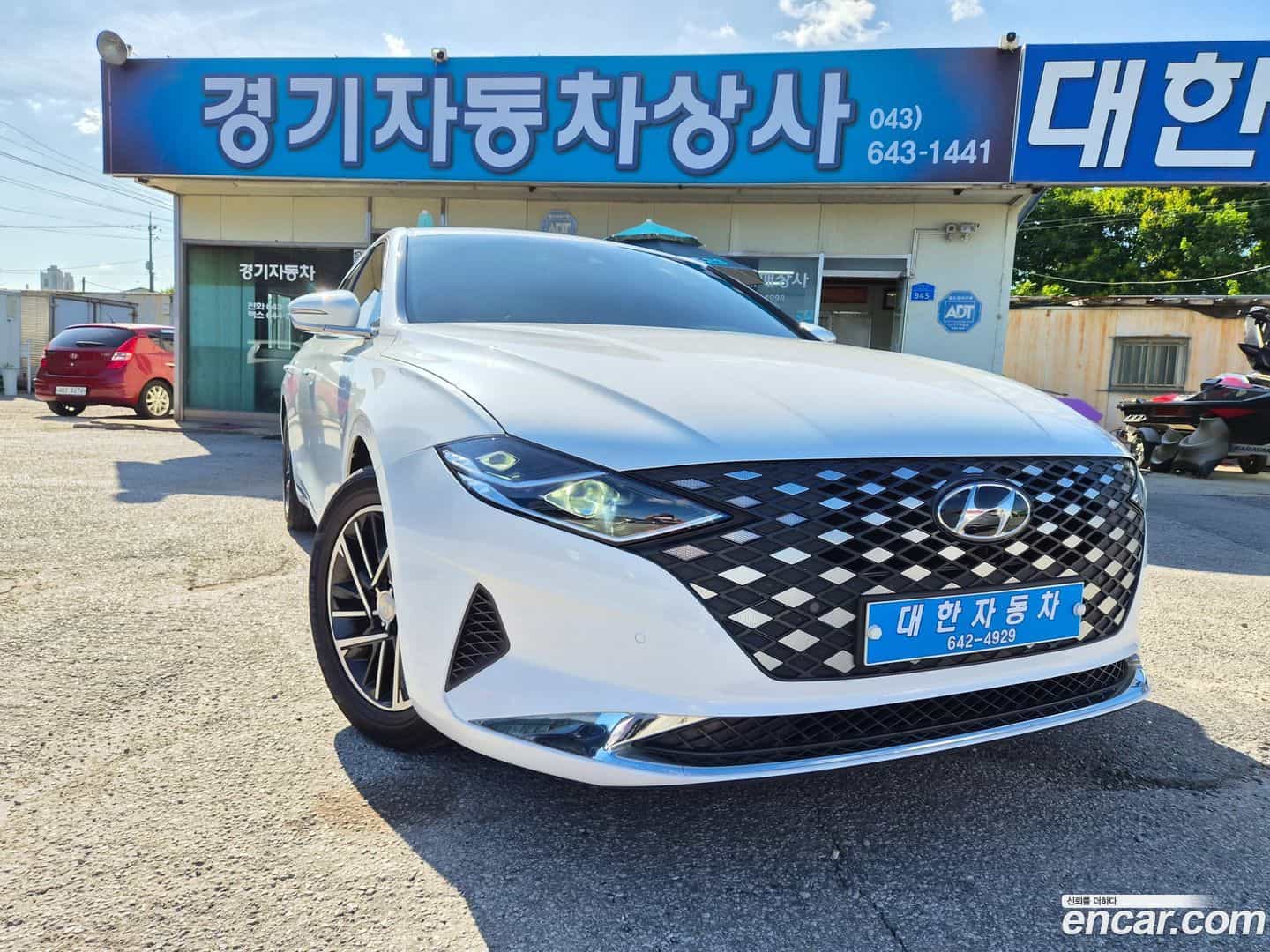 Grandeur Hyundai 2020.5-OUTER-001
