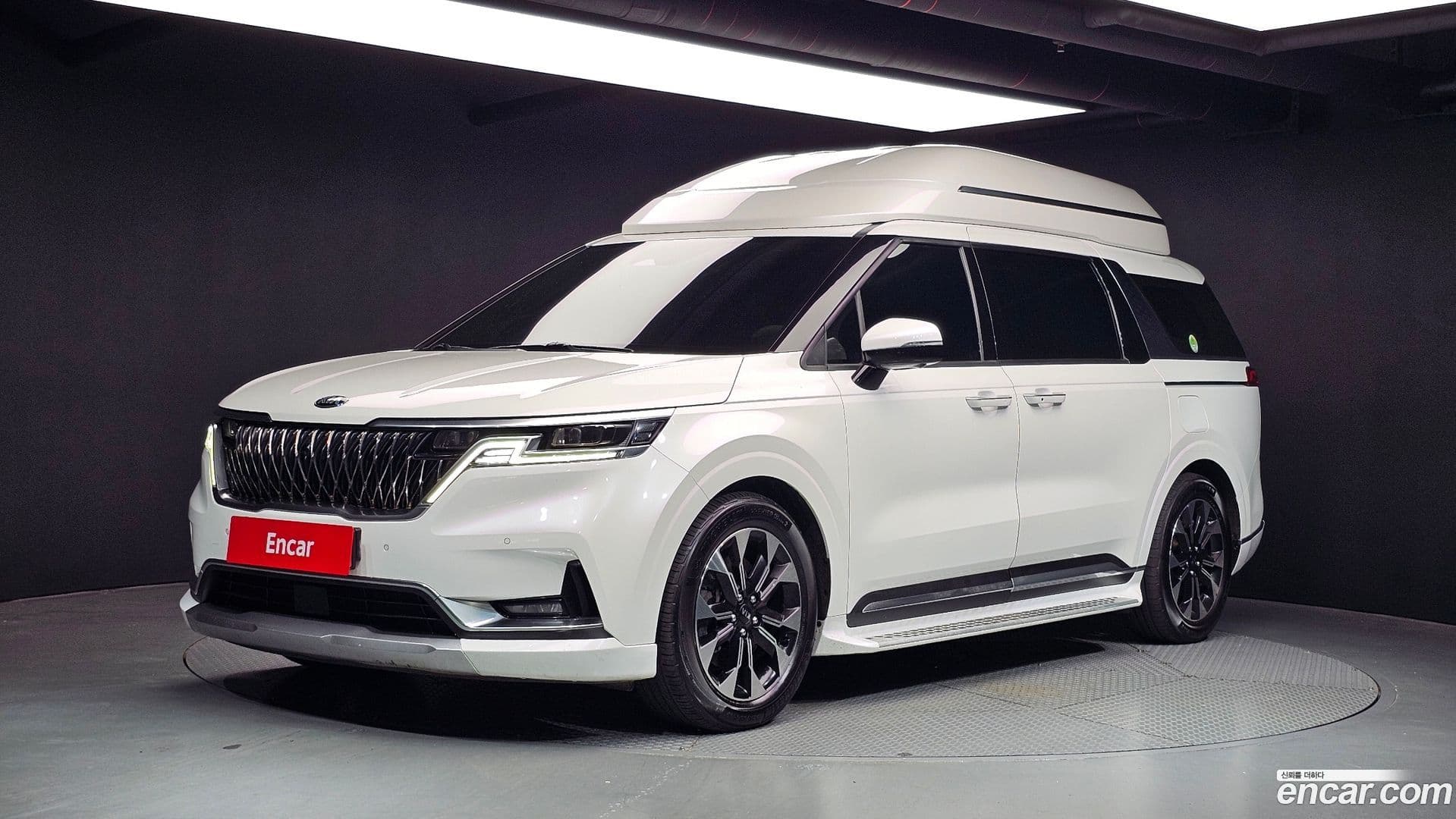 Main__Slider__Photo:Canival Kia 2021.3-0