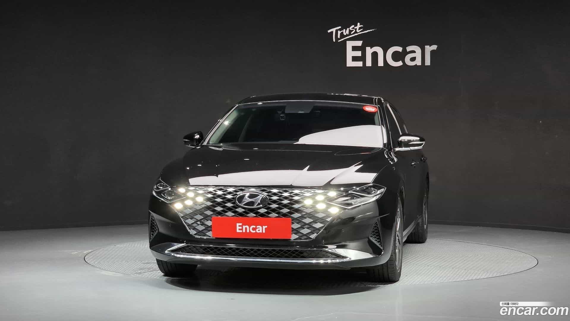 Grandeur Hyundai 2022.3-OUTER-003