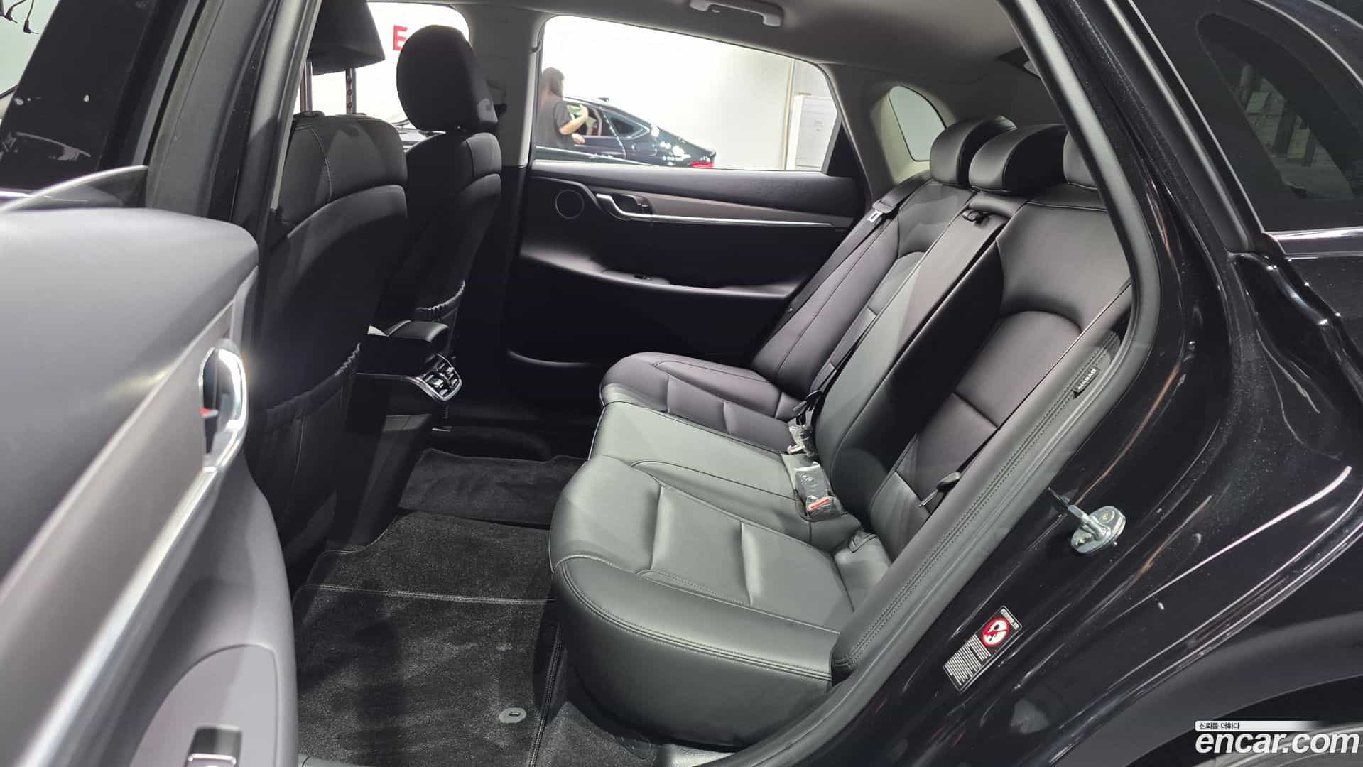 Grandeur Hyundai 2022.3-OPTION-015