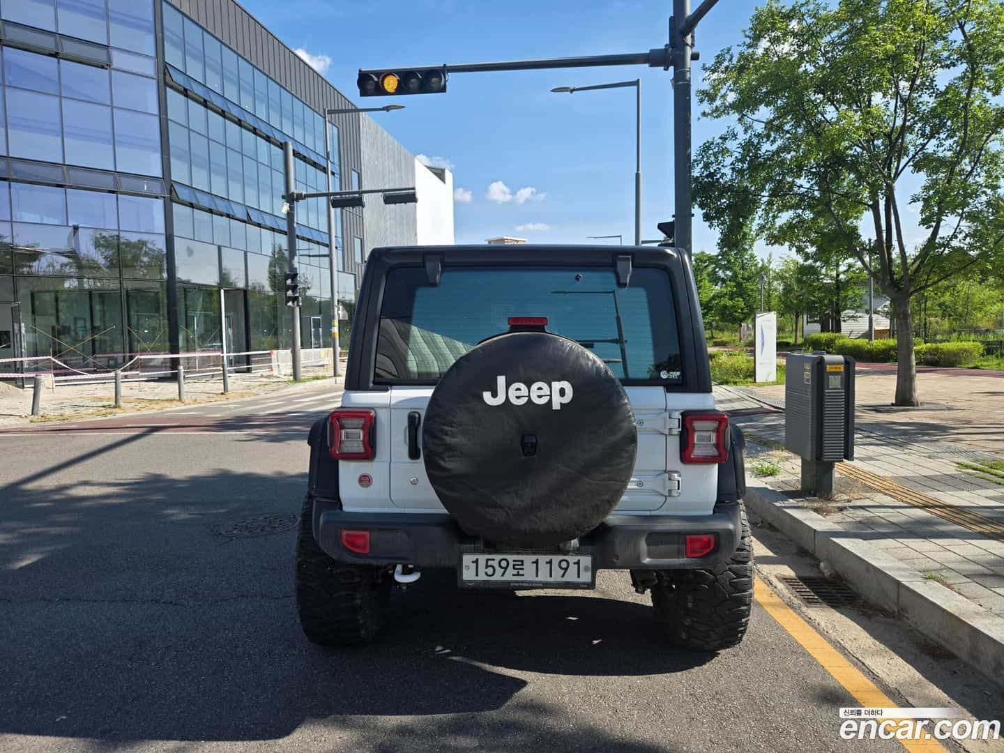 Wrangler Jeep 2020.5-OUTER-005