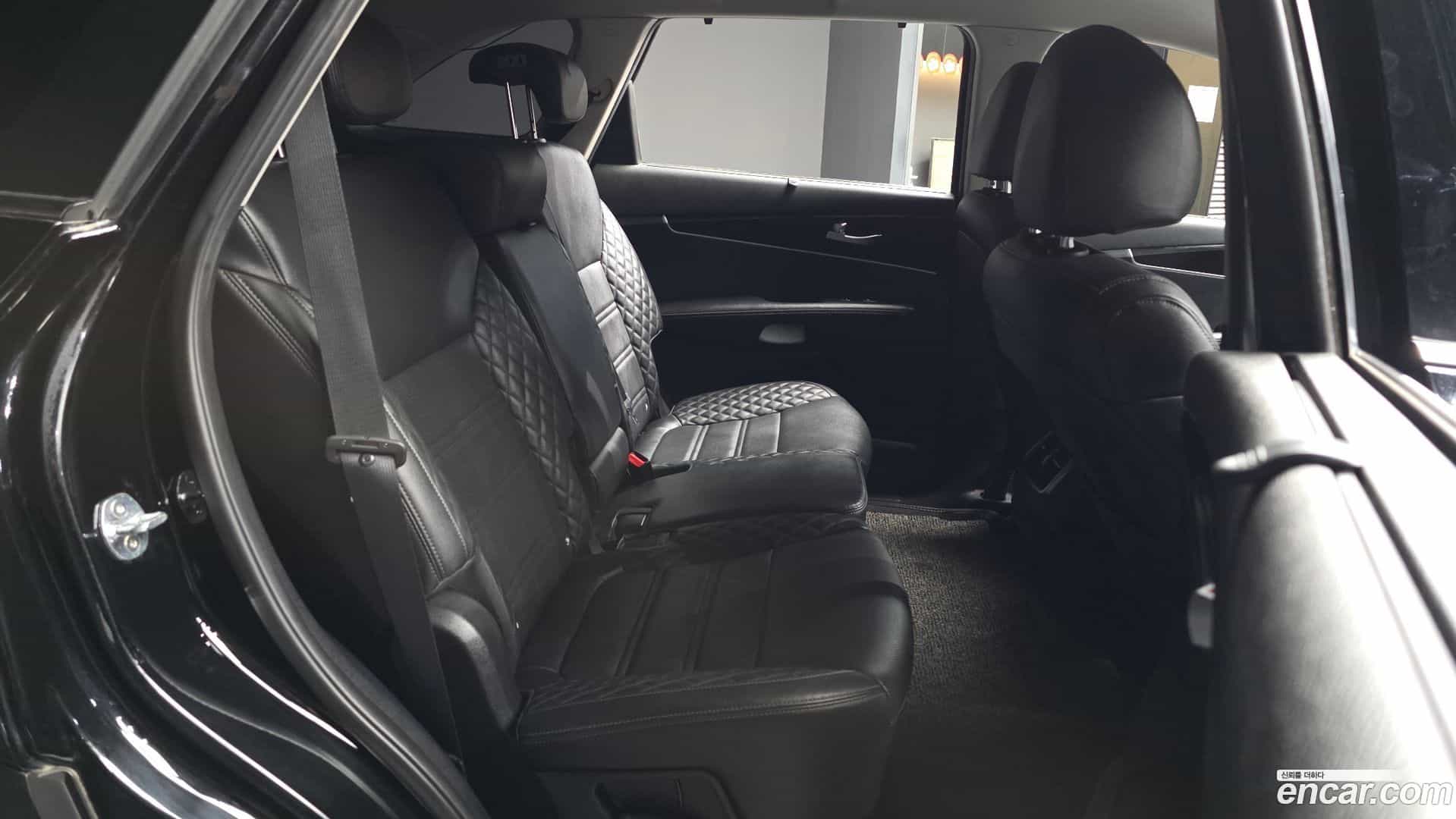 Sorento Kia 2019.9-OPTION-016