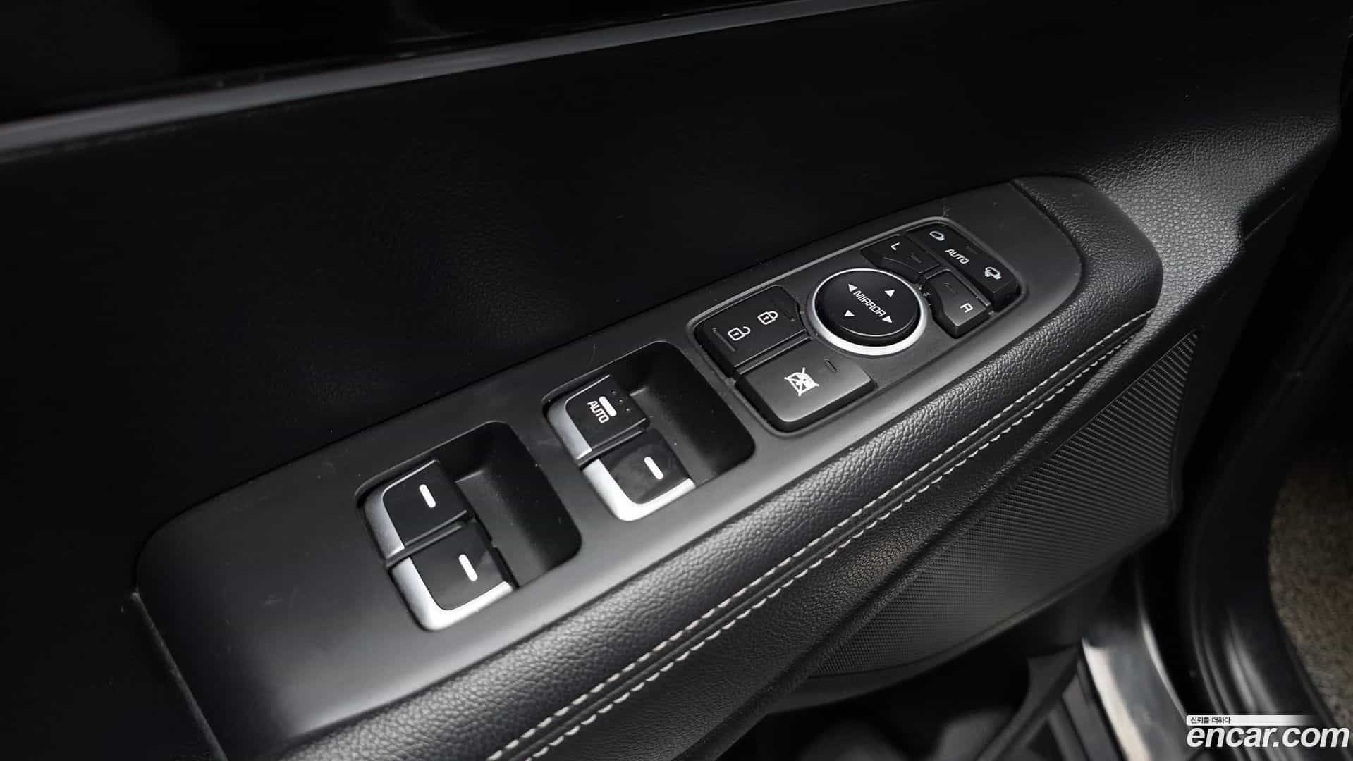 Sorento Kia 2019.9-OPTION-040