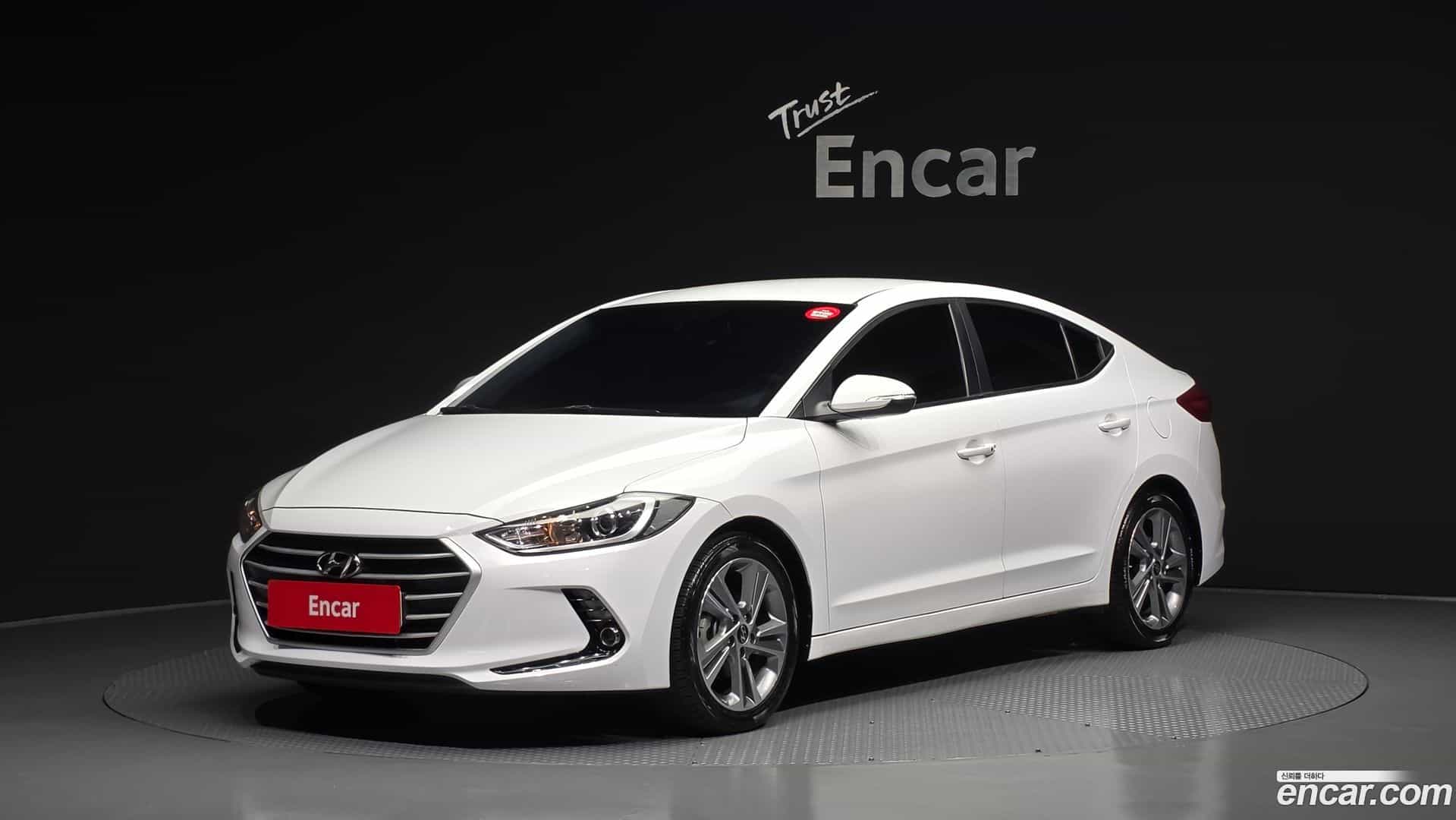 AVANTE Hyundai 2018.8-OUTER-001