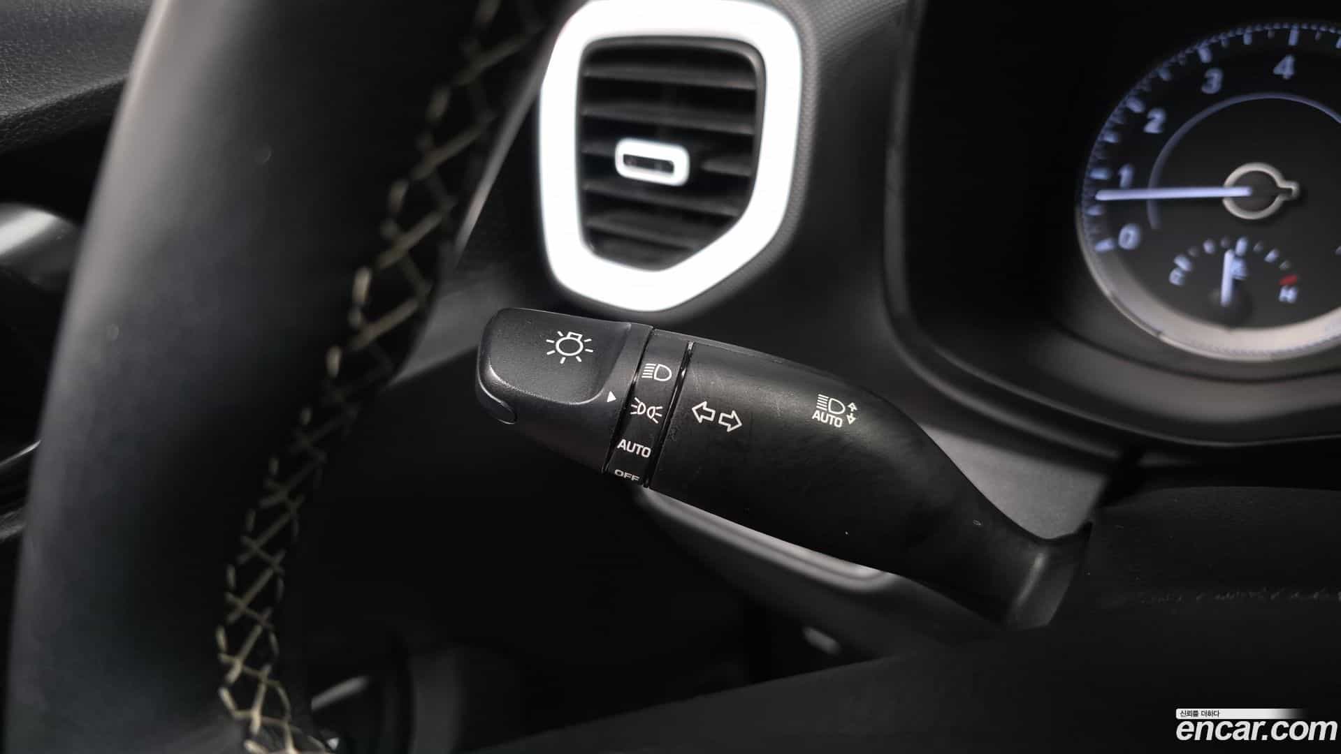 Venue Hyundai 2022.5-OPTION-041