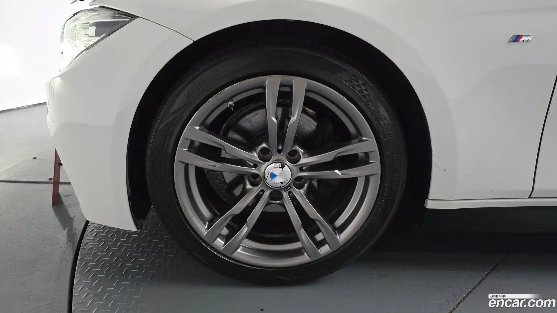 3-Series BMW 2016.5-OUTER-005