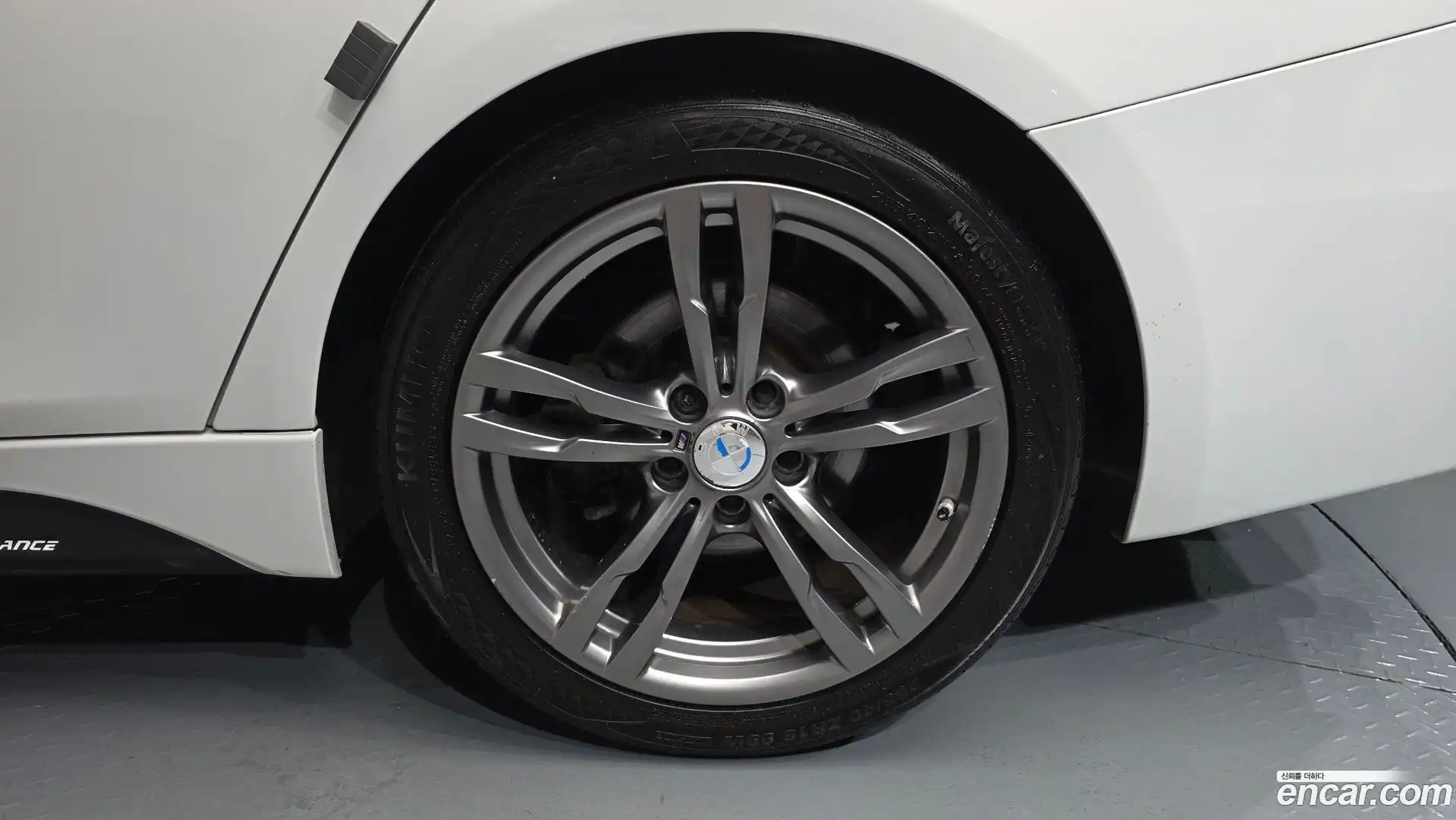 3-Series BMW 2016.5-OUTER-031