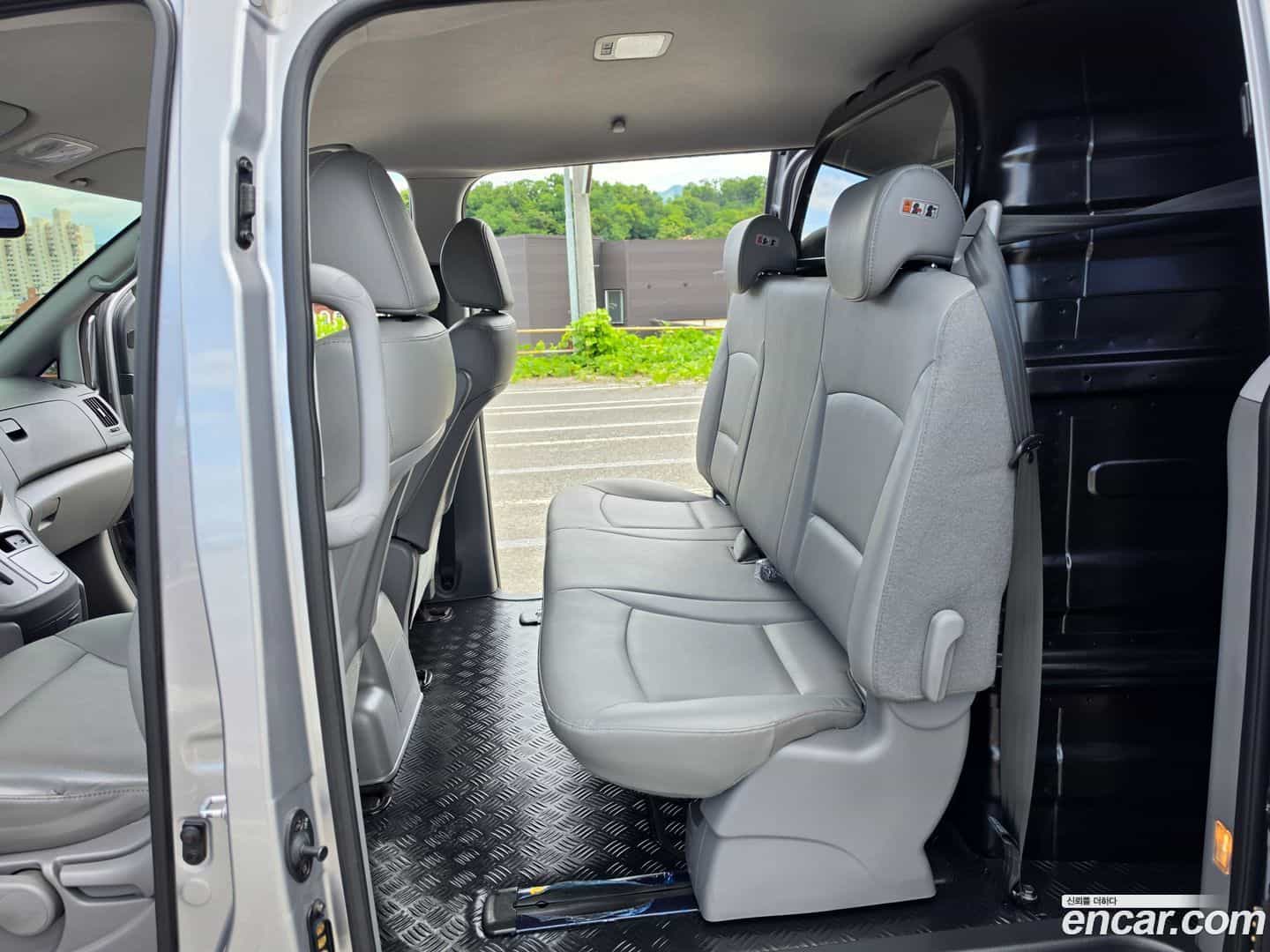 Starex Hyundai 2018.9-INNER-010