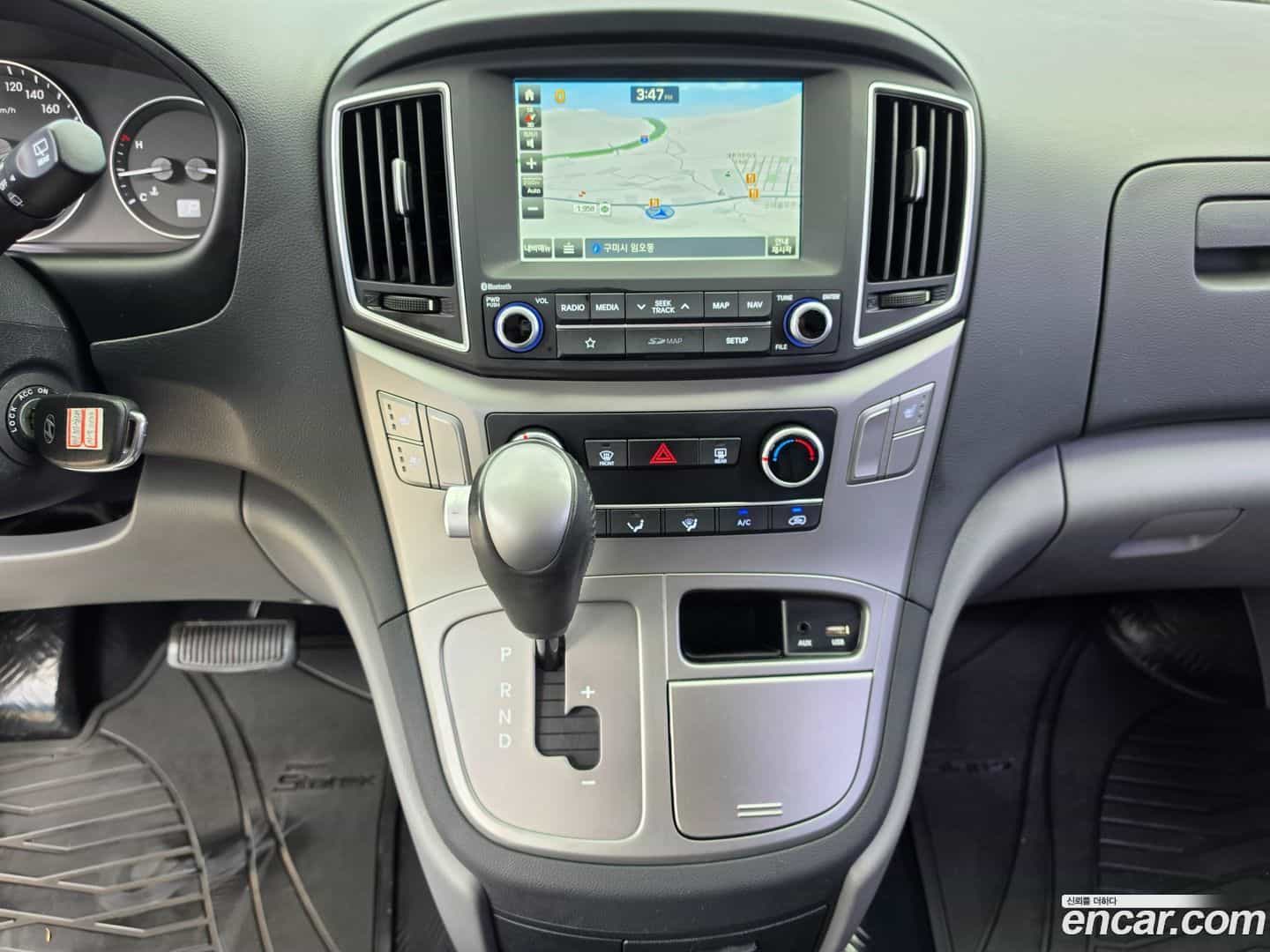 Starex Hyundai 2018.9-OPTION-019
