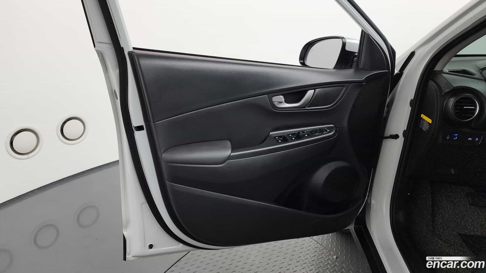 Kona Hyundai 2017.7-INNER-034