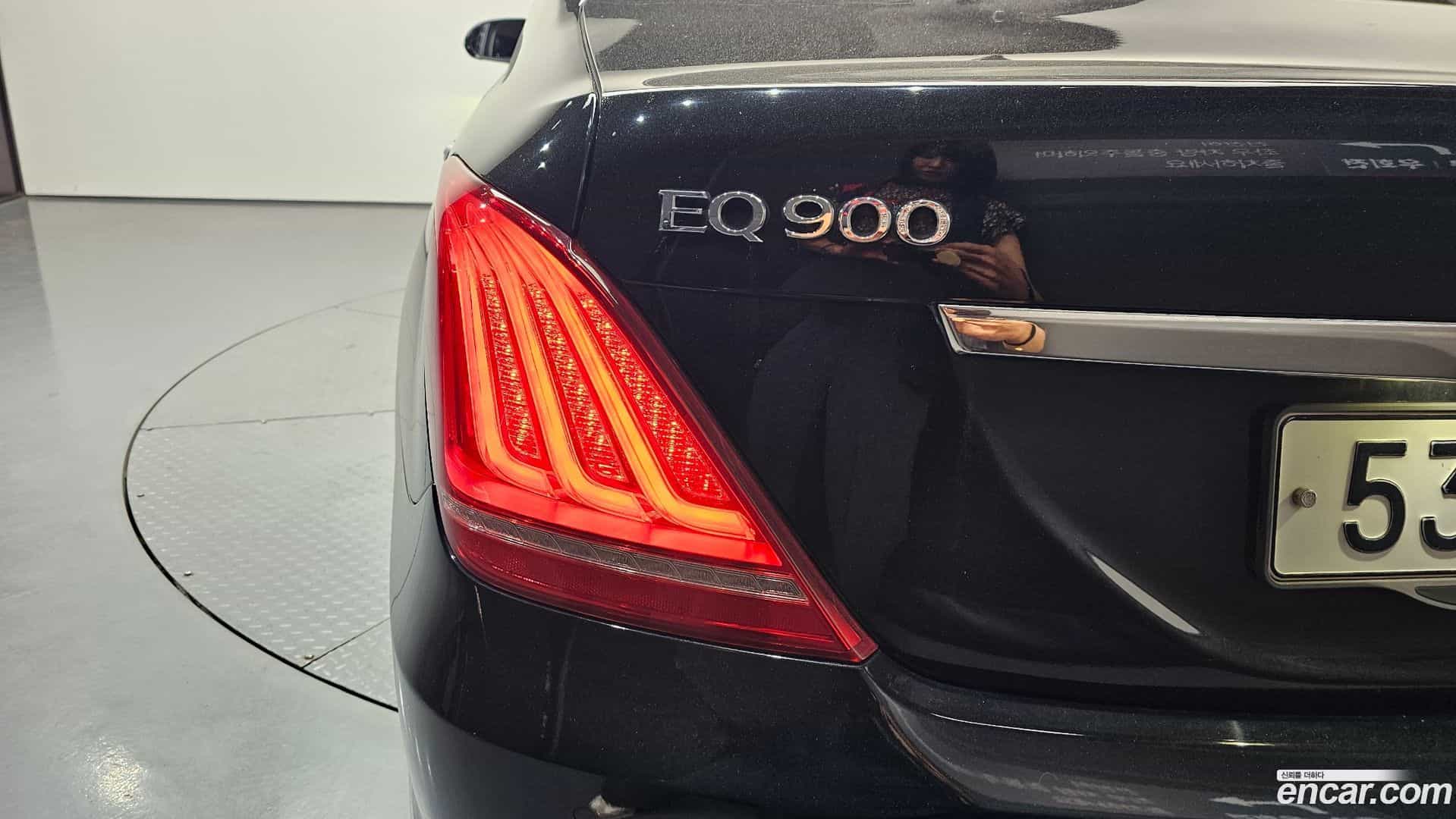 EQ900 Genesis 2016.0-OUTER-033