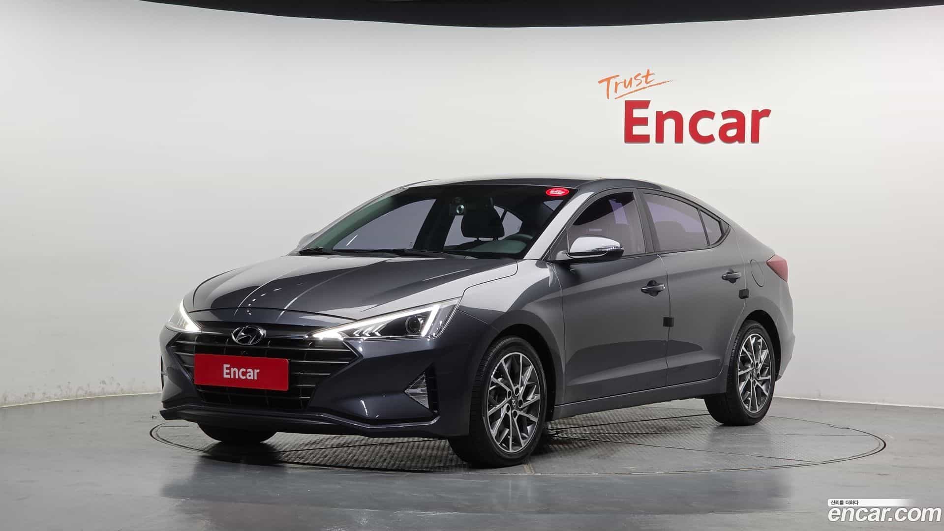 AVANTE Hyundai 2019.0-OUTER-001