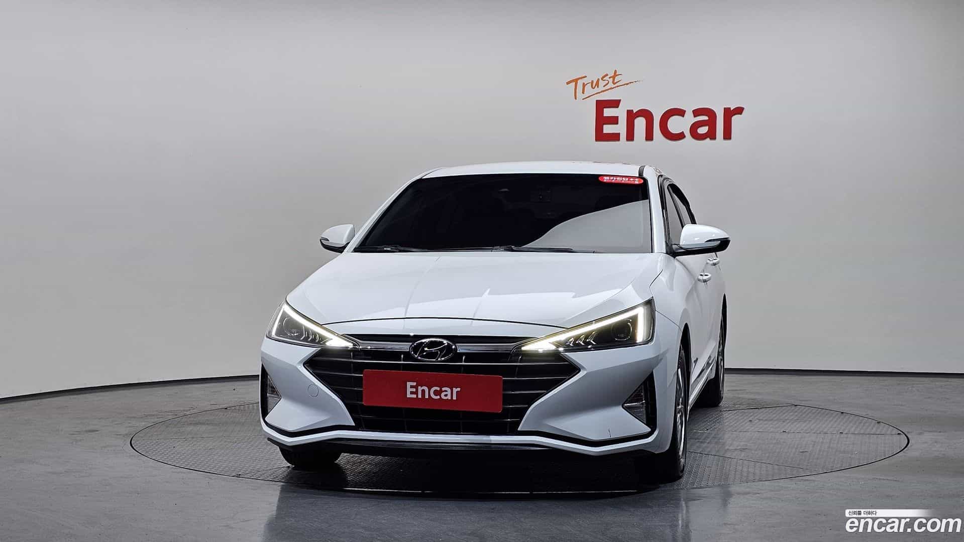 AVANTE Hyundai 2019.1-OUTER-003