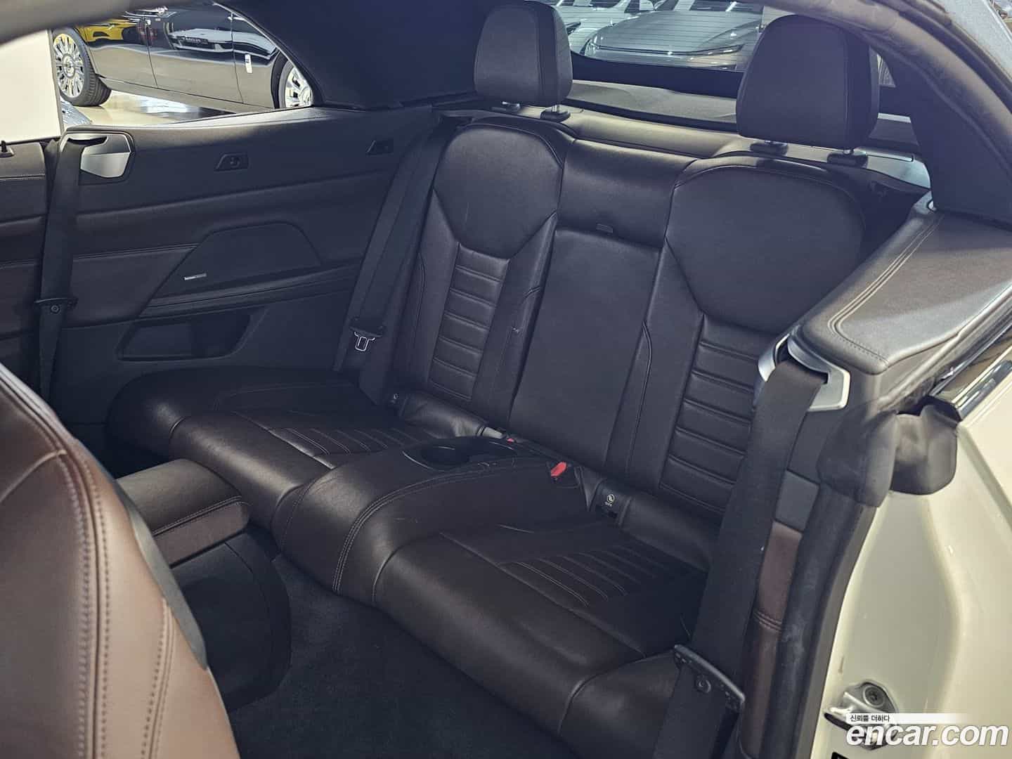 4-Series BMW 2021.4-INNER-008