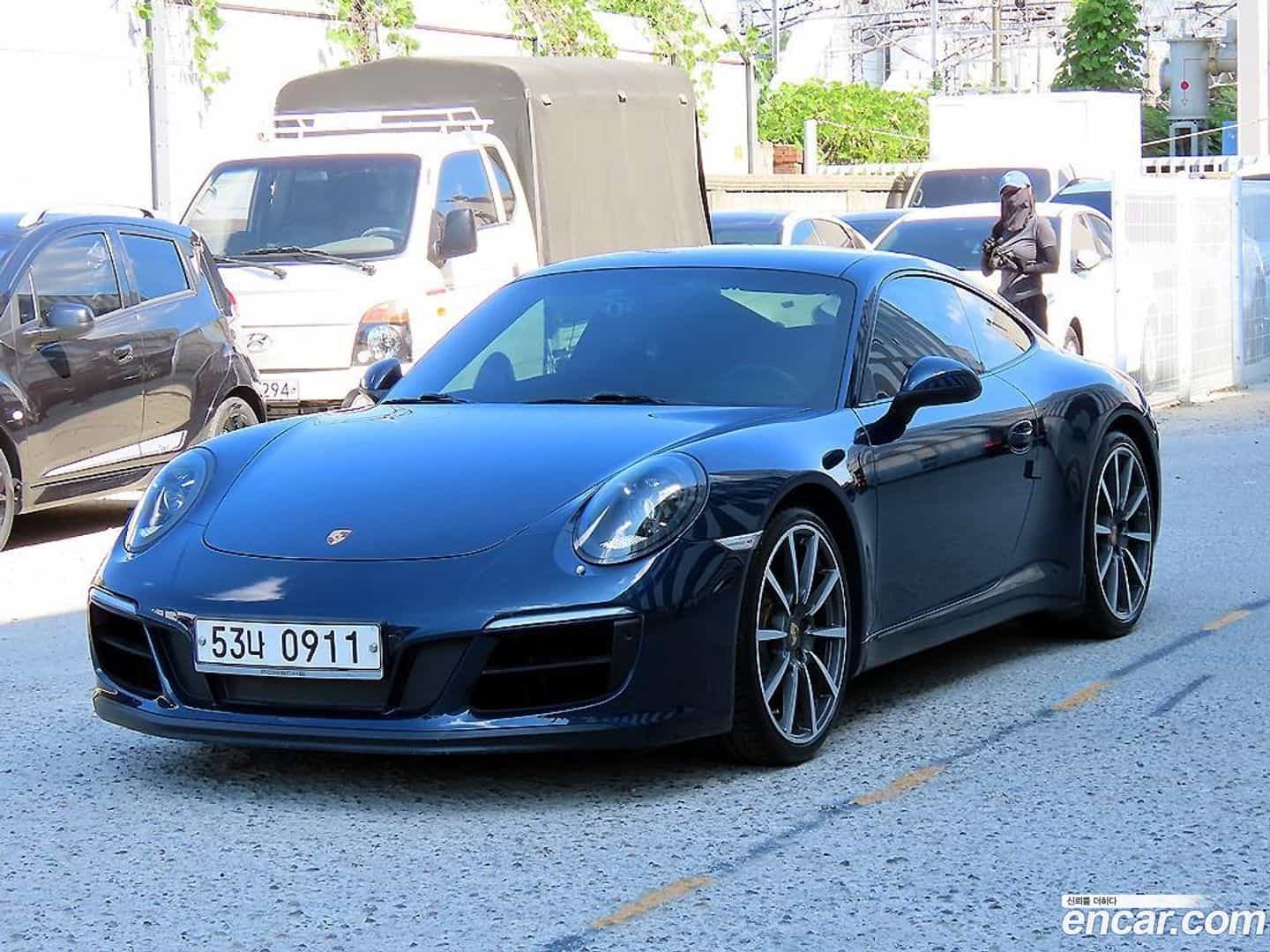 911 Porsche 2015.6-OUTER-001