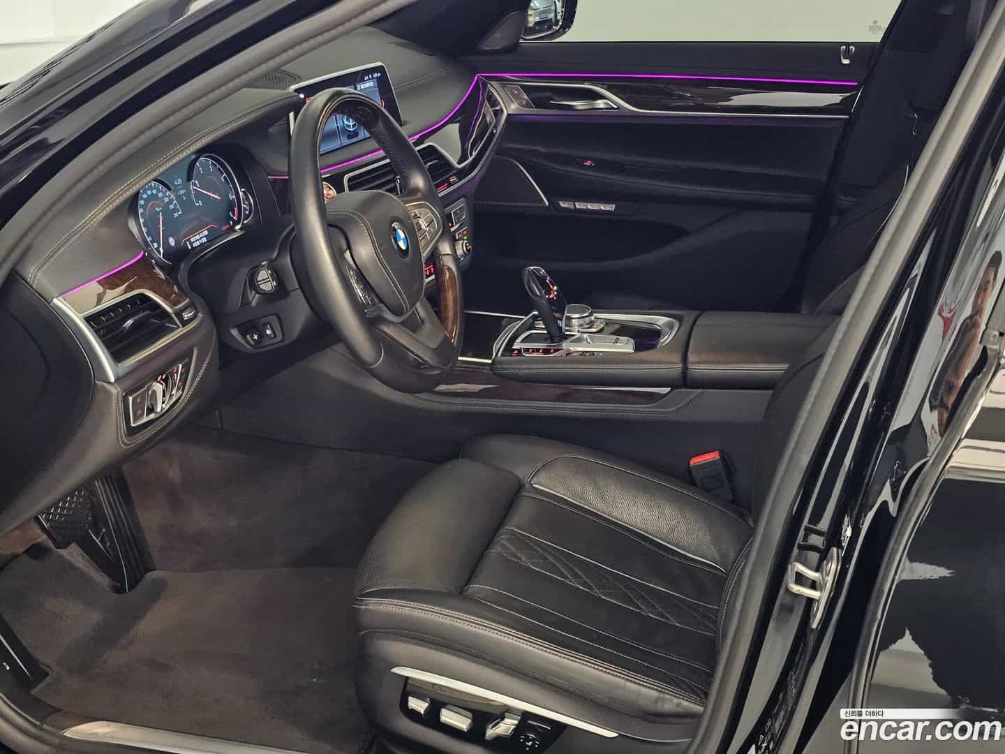7-Series BMW 2016.6-OUTER-005