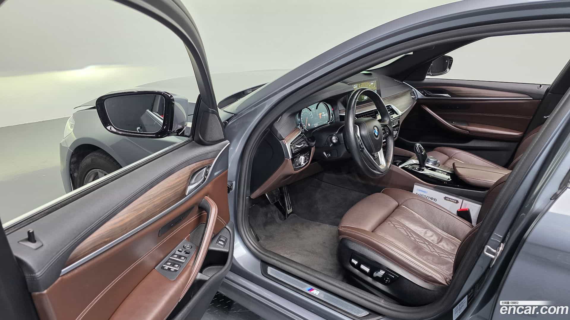 5-Series BMW 2017.9-INNER-010