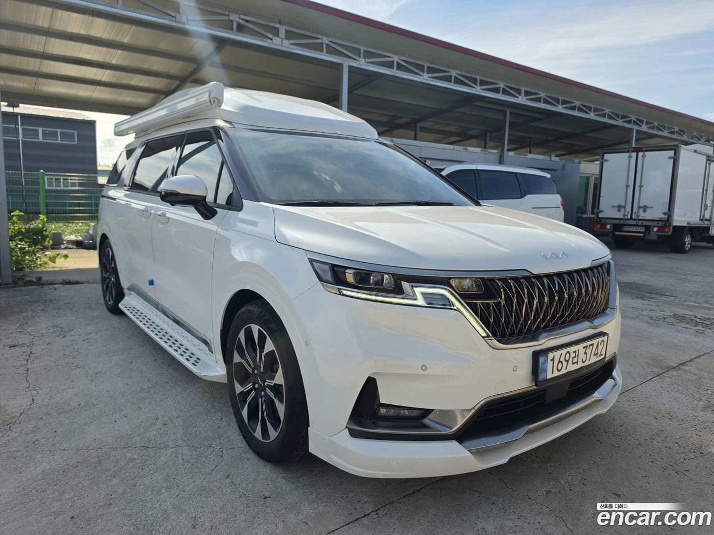 Main__Slider__Photo:Canival Kia 2022.10-0