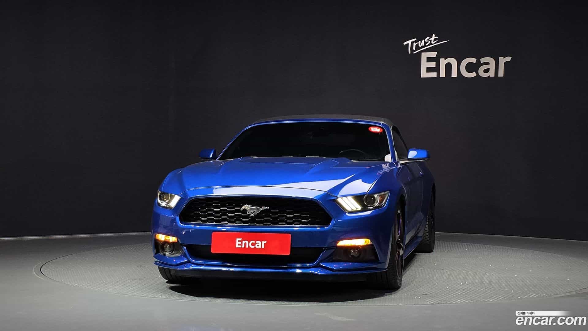 Mustang Ford 2017.11-OUTER-003