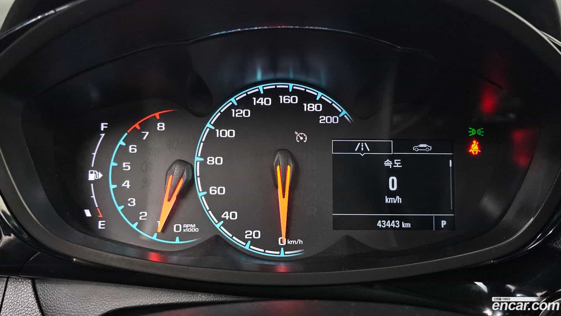 Spark Chevrolet 2021.0-INNER-008