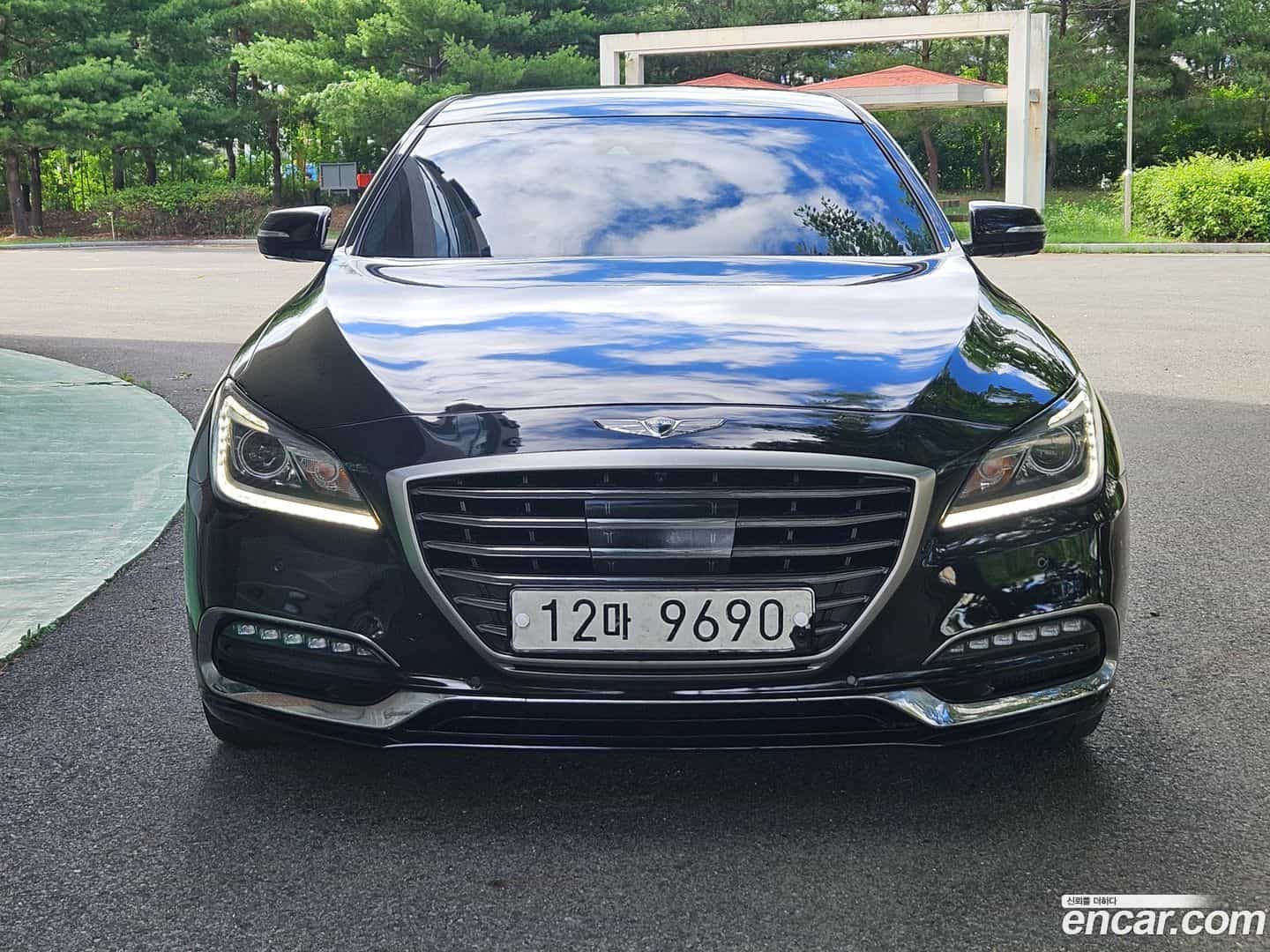 G80 Genesis 2017.8-OUTER-001