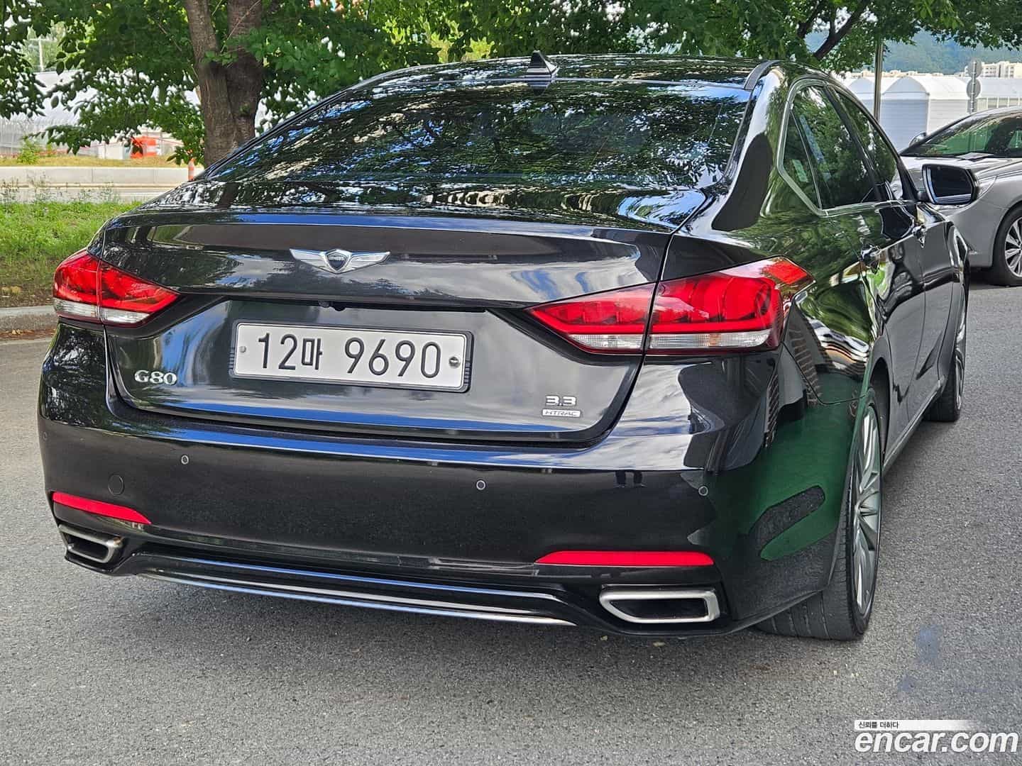 G80 Genesis 2017.8-OUTER-006