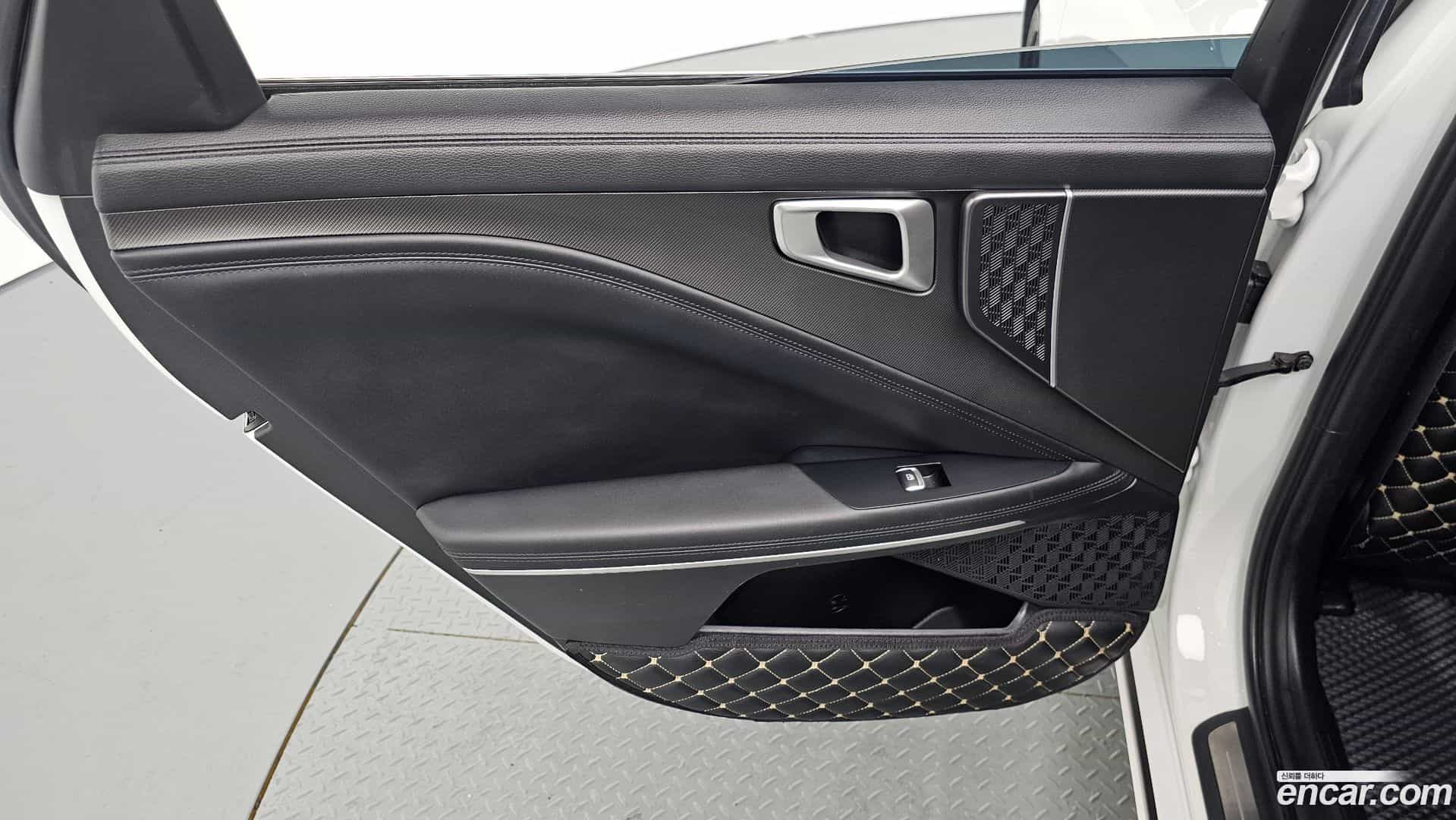 K8 Kia 2024.10-INNER-035